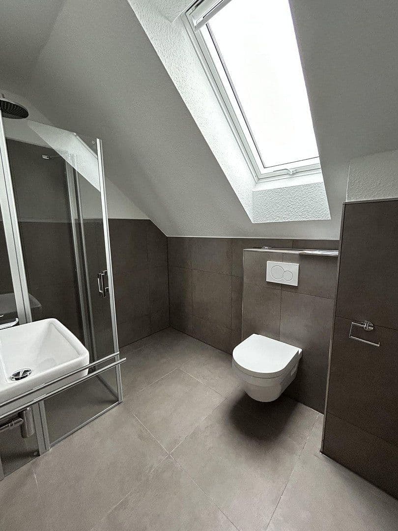 Pronájem domu 128 m², pozemek 330 m², II.Hüllenweg 20 a, Barßel, Dolní Sasko Pronájem domu 128 m², pozemek 330 m², II.Hüllenweg 20 a, Barßel, Dolní Sasko