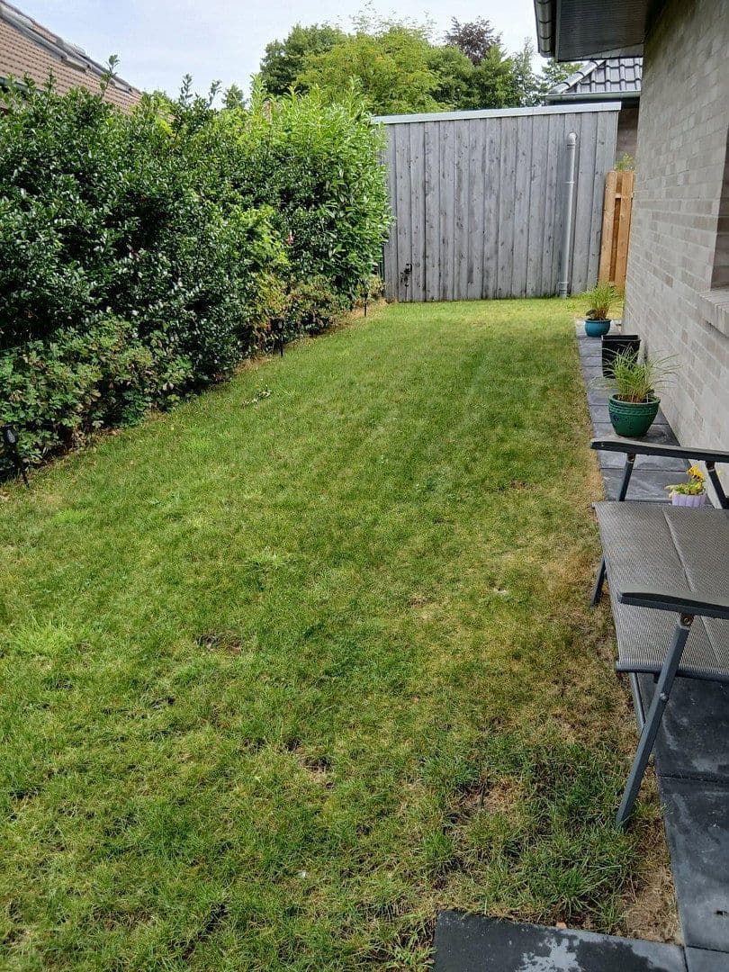 Pronájem domu 128 m², pozemek 330 m², II.Hüllenweg 20 a, Barßel, Dolní Sasko Pronájem domu 128 m², pozemek 330 m², II.Hüllenweg 20 a, Barßel, Dolní Sasko