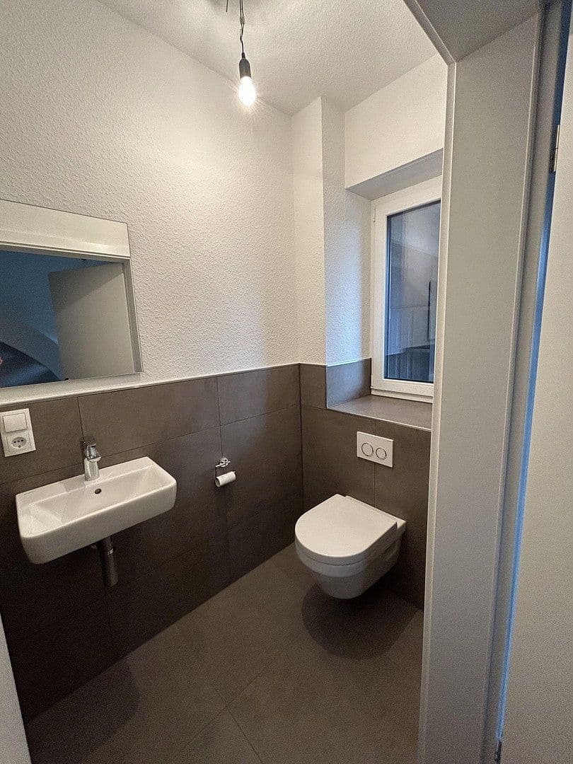 Pronájem domu 128 m², pozemek 330 m², II.Hüllenweg 20 a, Barßel, Dolní Sasko Pronájem domu 128 m², pozemek 330 m², II.Hüllenweg 20 a, Barßel, Dolní Sasko
