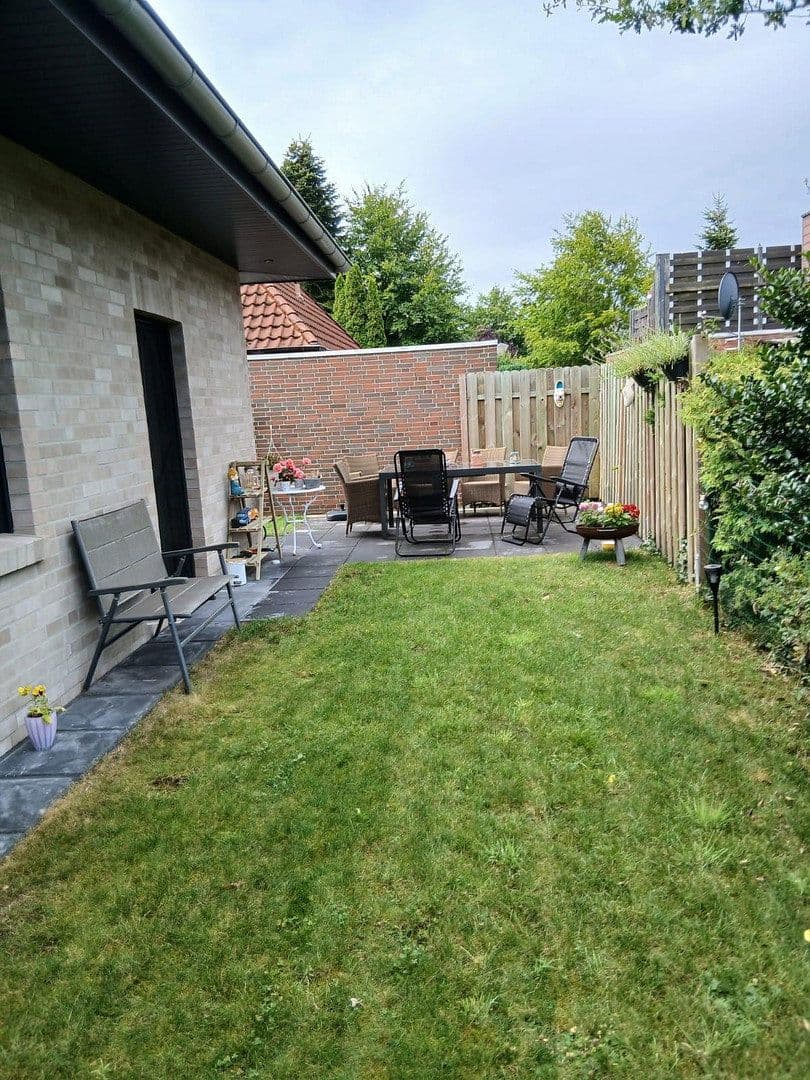 Pronájem domu 128 m², pozemek 330 m², II.Hüllenweg 20 a, Barßel, Dolní Sasko Pronájem domu 128 m², pozemek 330 m², II.Hüllenweg 20 a, Barßel, Dolní Sasko