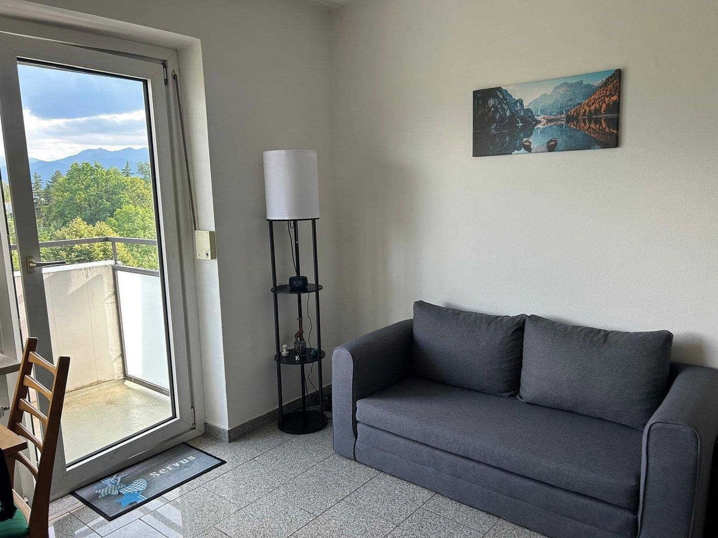 Pronájem bytu 1+1 29 m², Isarstrasse 8, Rosenheim, Bavorsko Pronájem bytu 1+1 29 m², Isarstrasse 8, Rosenheim, Bavorsko