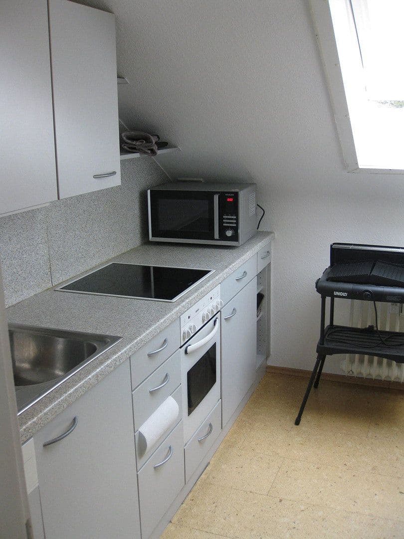 Pronájem bytu 2+1 44 m², Eckgartenstraße 24, Remseck am Neckar, Bádensko-Württembersko Pronájem bytu 2+1 44 m², Eckgartenstraße 24, Remseck am Neckar, Bádensko-Württembersko