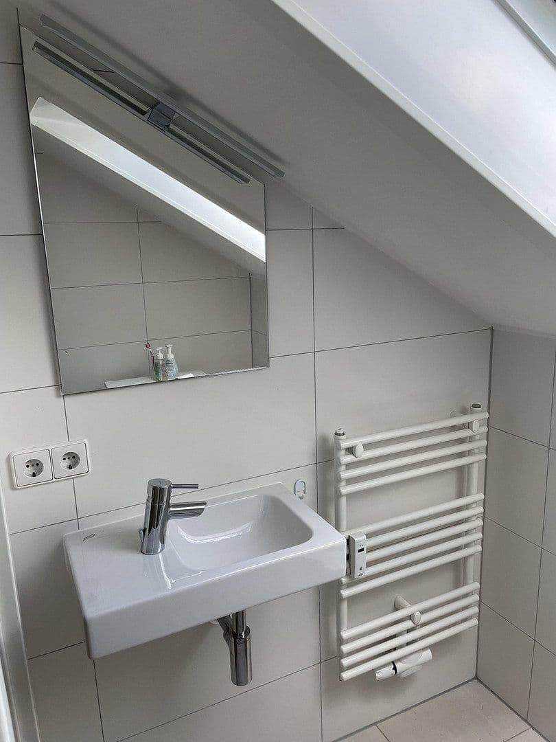 Pronájem bytu 2+1 44 m², Eckgartenstraße 24, Remseck am Neckar, Bádensko-Württembersko Pronájem bytu 2+1 44 m², Eckgartenstraße 24, Remseck am Neckar, Bádensko-Württembersko