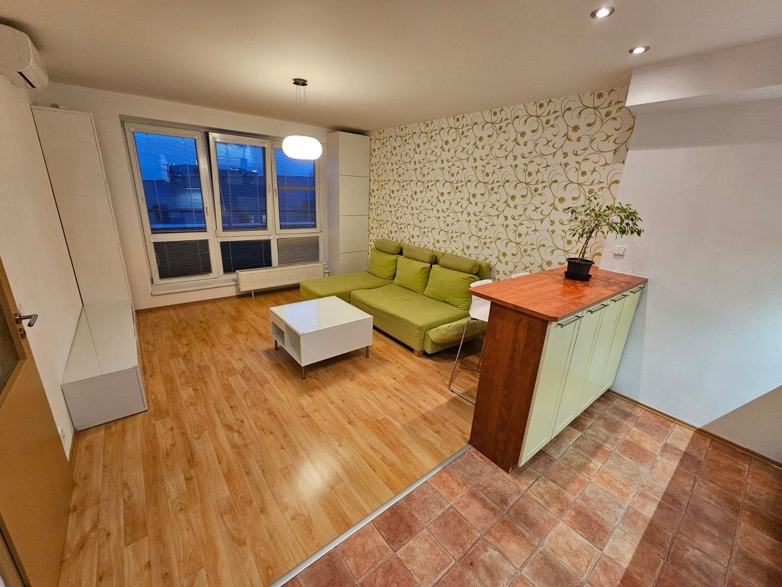 Pronájem bytu 2+kk 59 m², Blažovická, Brno, Jihomoravský kraj Pronájem bytu 2+kk 59 m², Blažovická, Brno, Jihomoravský kraj