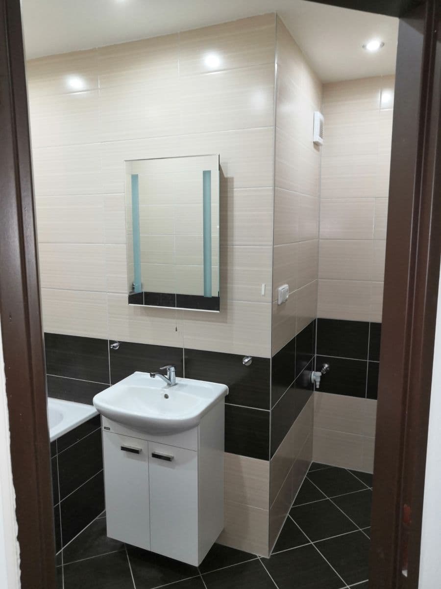 Pronájem bytu 2+1 55 m², Bořivojova, Roudnice nad Labem, Ústecký kraj Pronájem bytu 2+1 55 m², Bořivojova, Roudnice nad Labem, Ústecký kraj