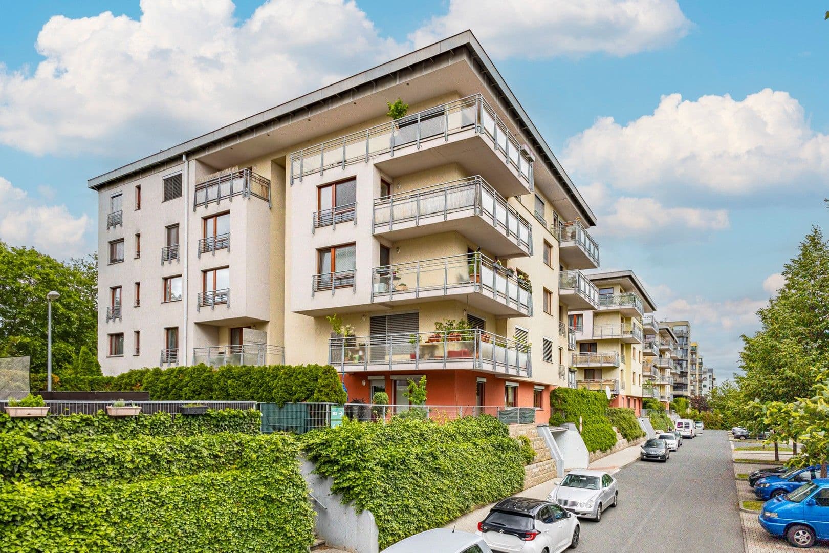 Pronájem bytu 1+kk 34 m², Jana Přibíka, Praha, Praha Pronájem bytu 1+kk 34 m², Jana Přibíka, Praha, Praha
