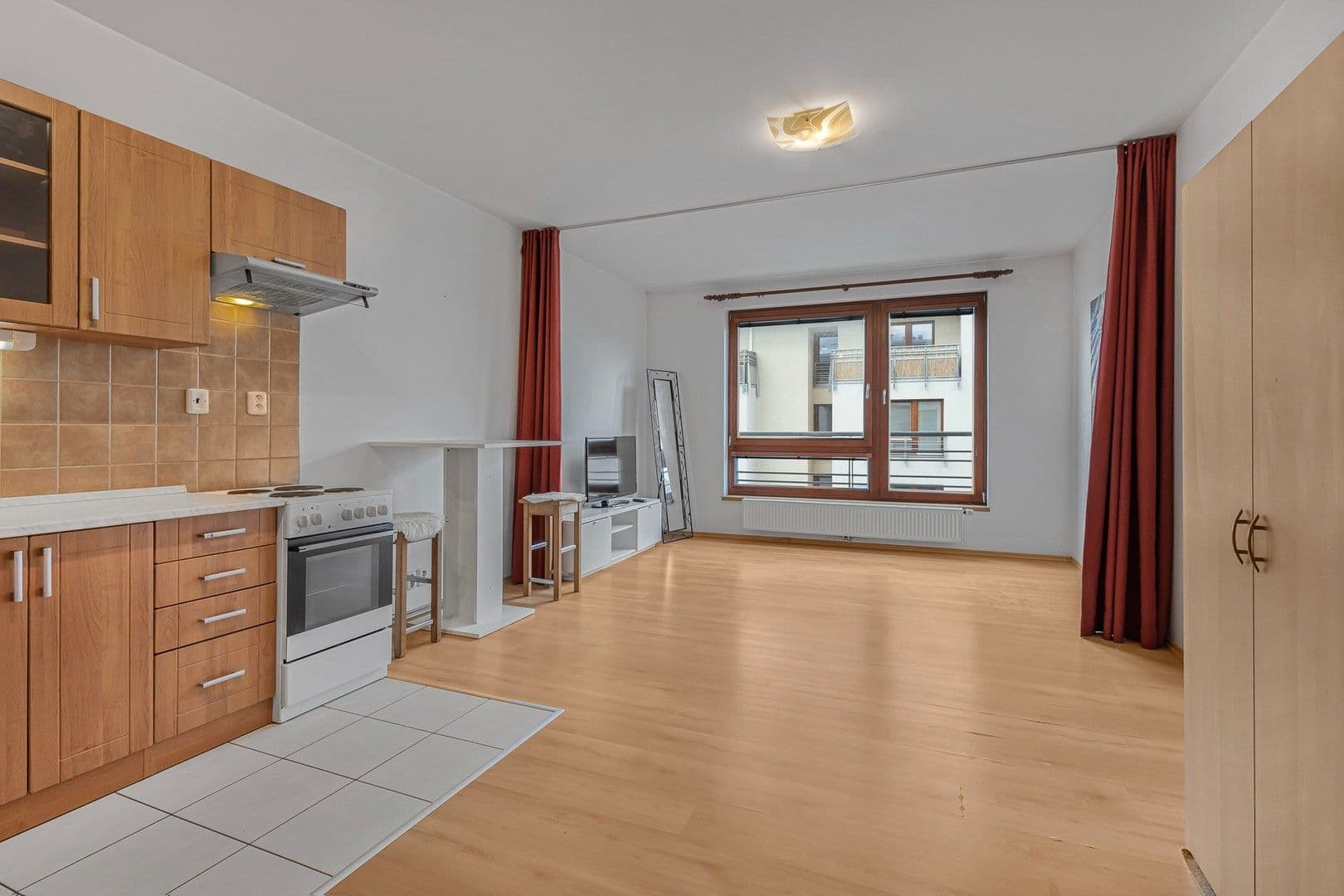 Pronájem bytu 1+kk 34 m², Jana Přibíka, Praha, Praha Pronájem bytu 1+kk 34 m², Jana Přibíka, Praha, Praha