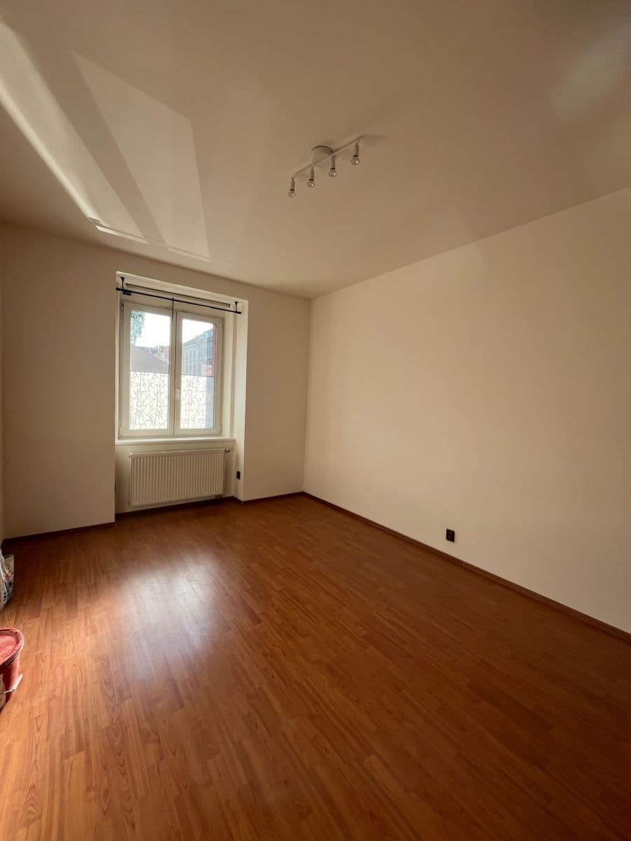 Pronájem bytu 1+1 30 m², U Svobodárny, Praha, Praha Pronájem bytu 1+1 30 m², U Svobodárny, Praha, Praha
