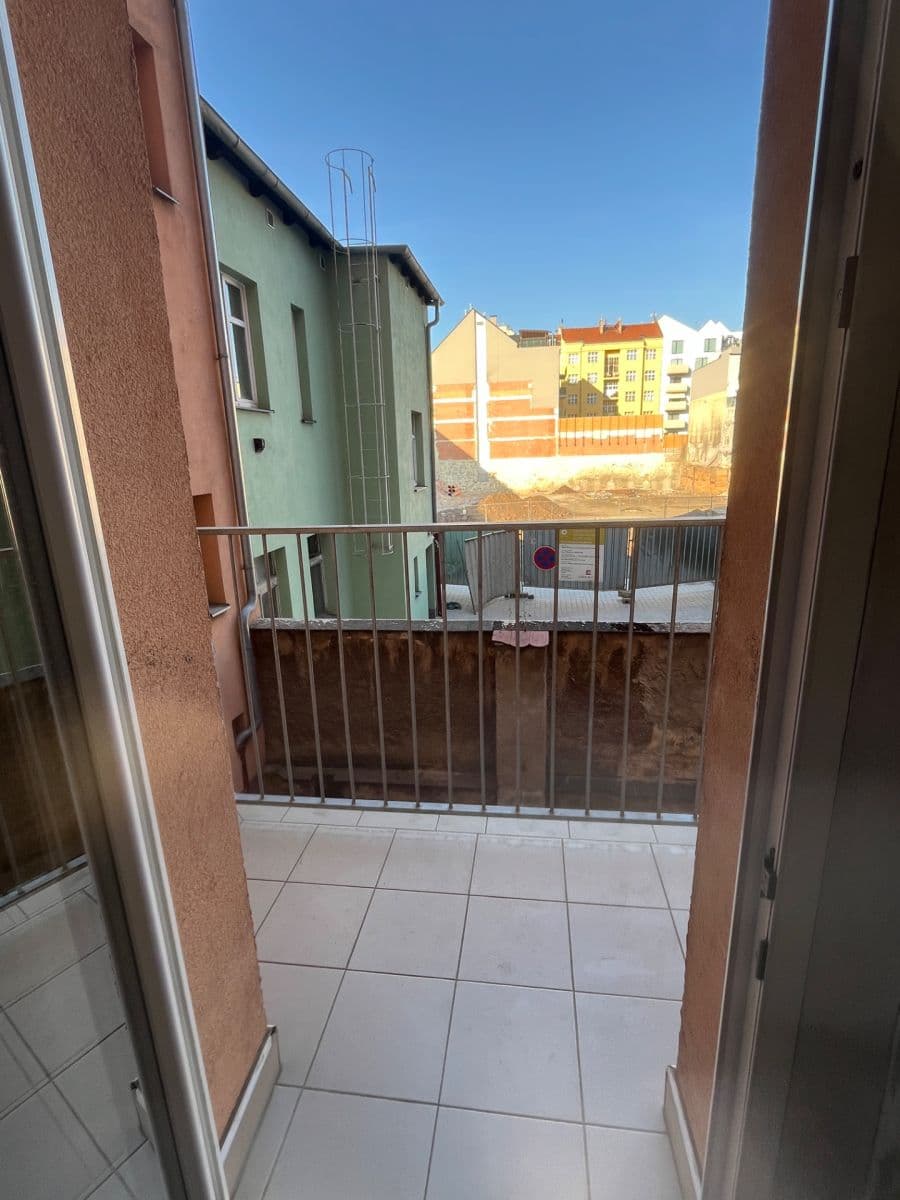 Pronájem bytu 1+1 30 m², U Svobodárny, Praha, Praha Pronájem bytu 1+1 30 m², U Svobodárny, Praha, Praha