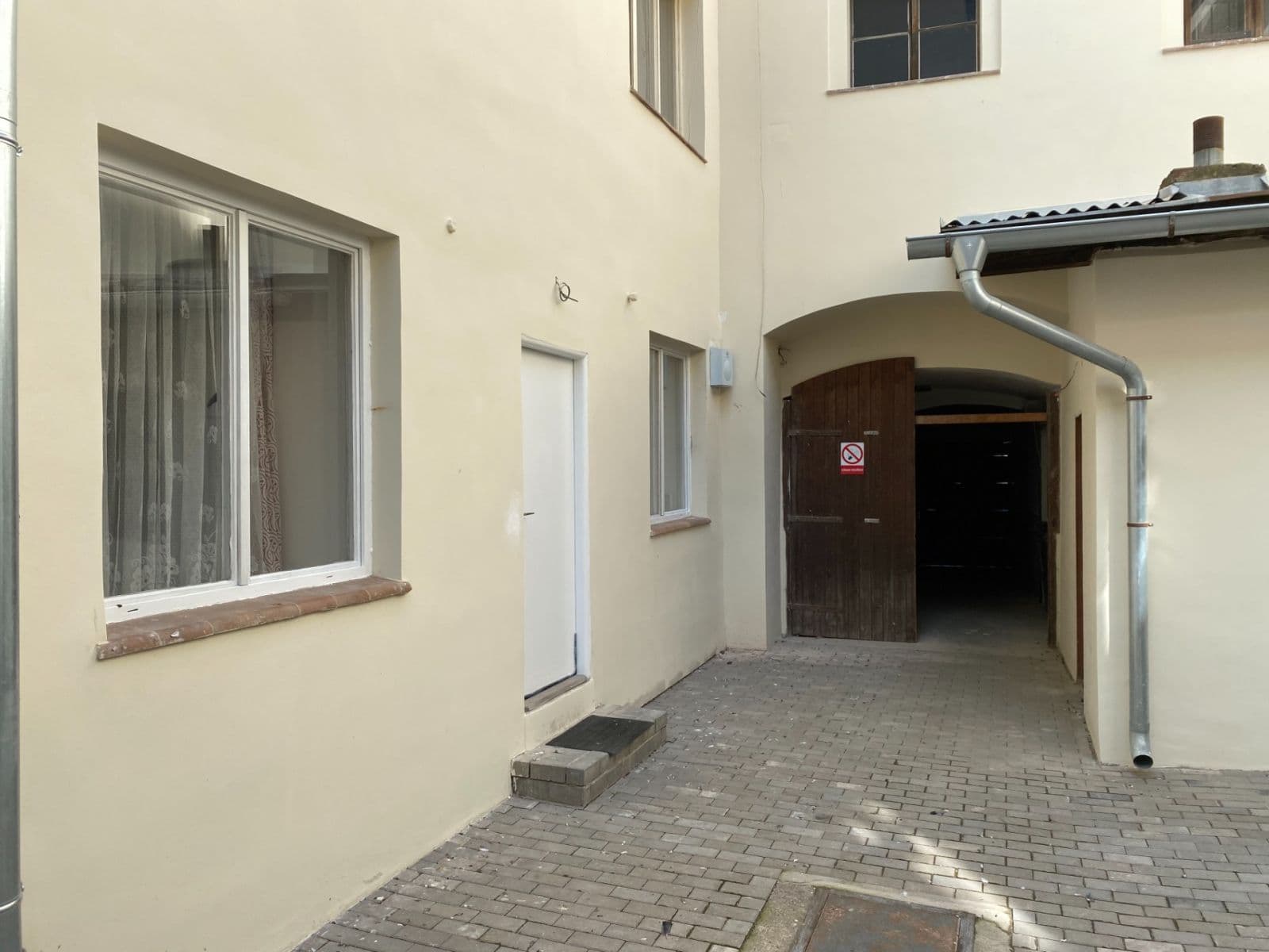 Pronájem bytu 2+kk 67 m², Pobřežní, Praha, Praha Pronájem bytu 2+kk 67 m², Pobřežní, Praha, Praha