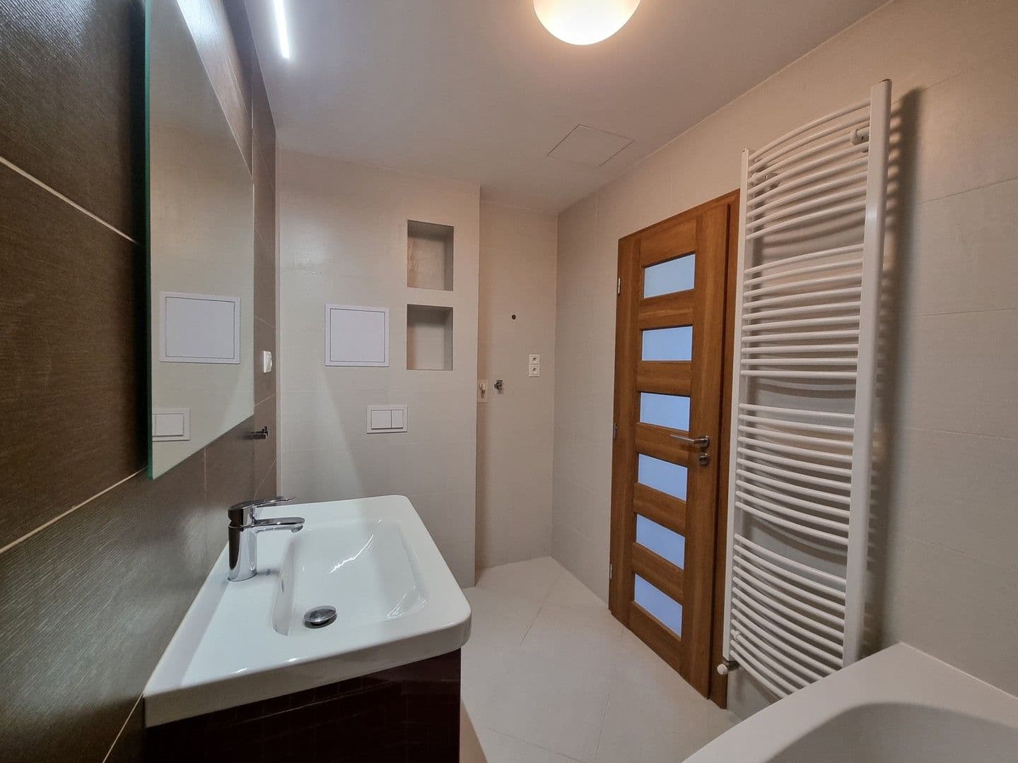 Pronájem bytu 3+kk 54 m², V Honech, Klecany, Středočeský kraj Pronájem bytu 3+kk 54 m², V Honech, Klecany, Středočeský kraj