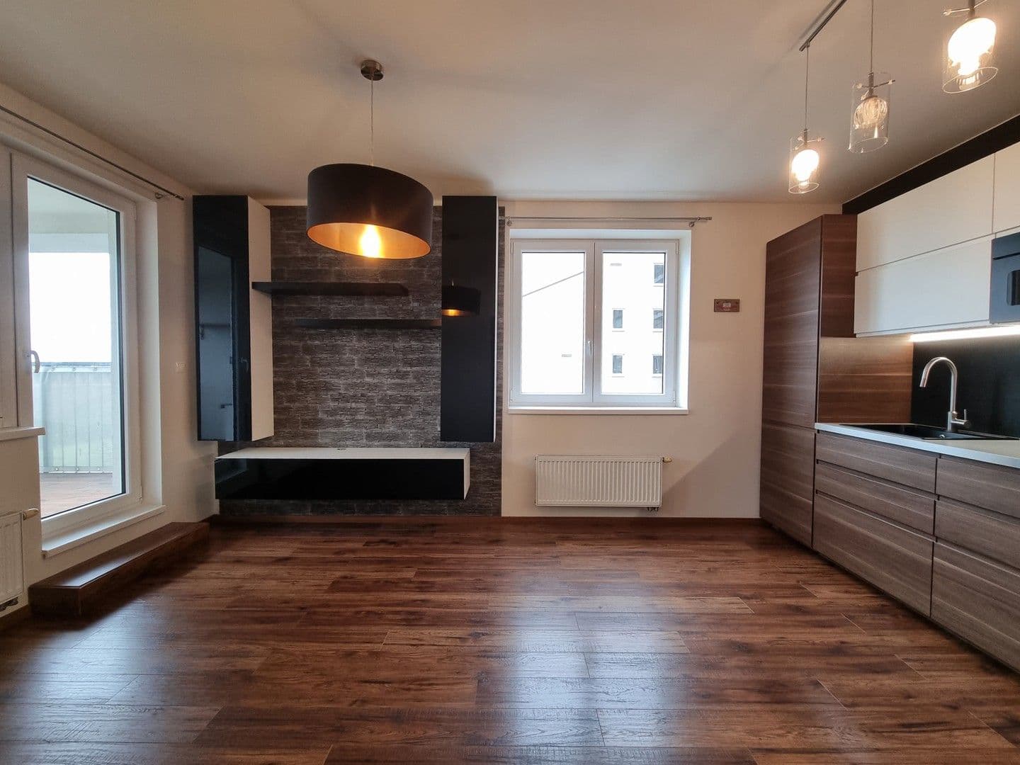 Pronájem bytu 3+kk 54 m², V Honech, Klecany, Středočeský kraj Pronájem bytu 3+kk 54 m², V Honech, Klecany, Středočeský kraj