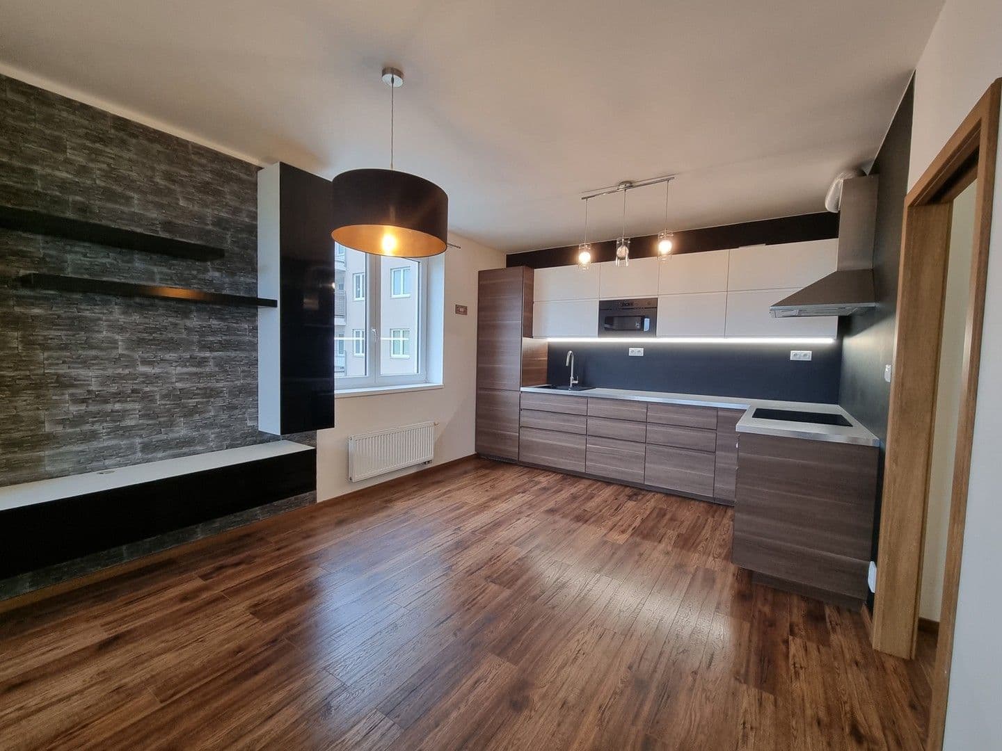 Pronájem bytu 3+kk 54 m², V Honech, Klecany, Středočeský kraj Pronájem bytu 3+kk 54 m², V Honech, Klecany, Středočeský kraj
