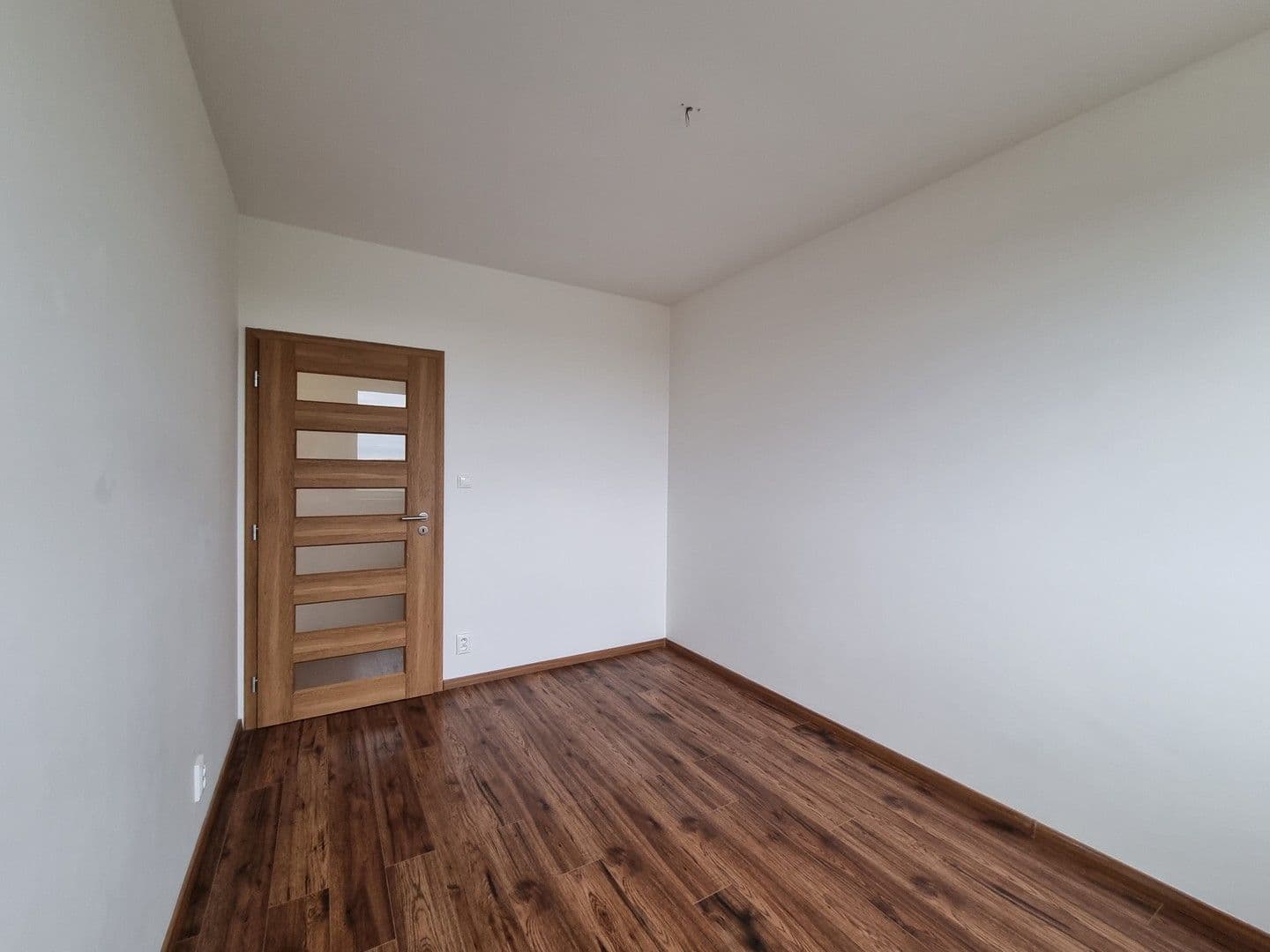 Pronájem bytu 3+kk 54 m², V Honech, Klecany, Středočeský kraj Pronájem bytu 3+kk 54 m², V Honech, Klecany, Středočeský kraj