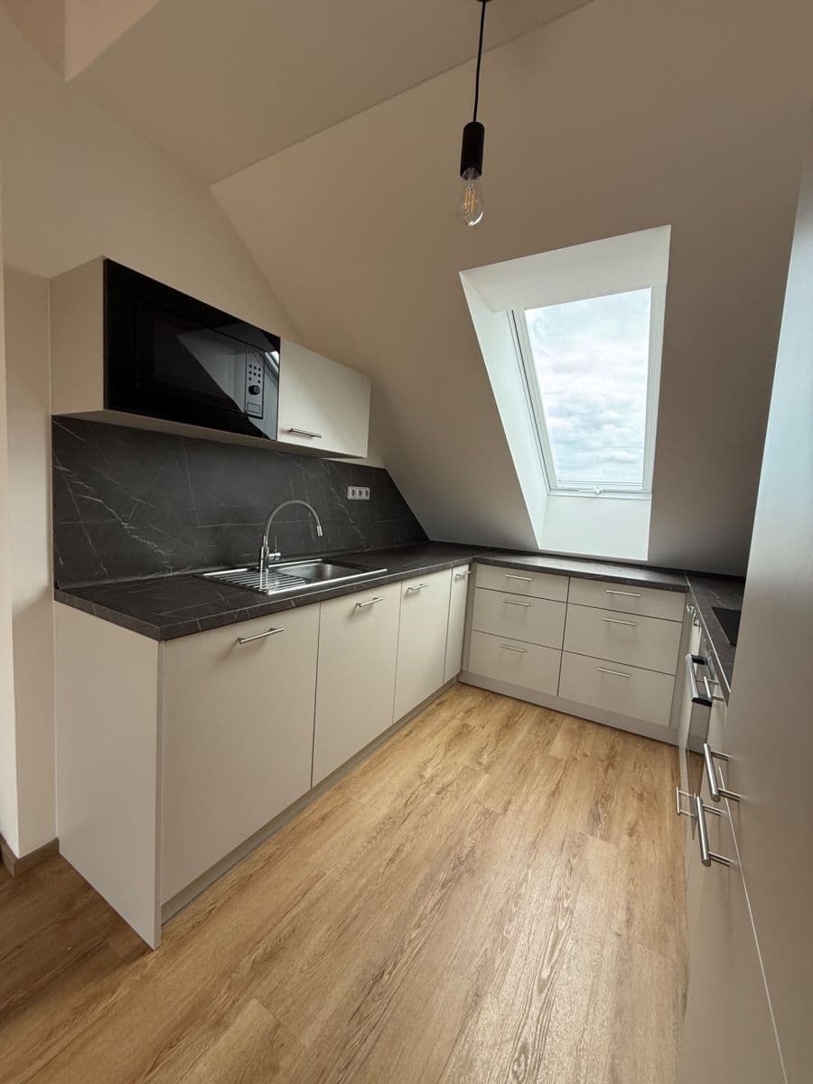 Pronájem bytu 3+kk 64 m², Bohutín, Středočeský kraj Pronájem bytu 3+kk 64 m², Bohutín, Středočeský kraj