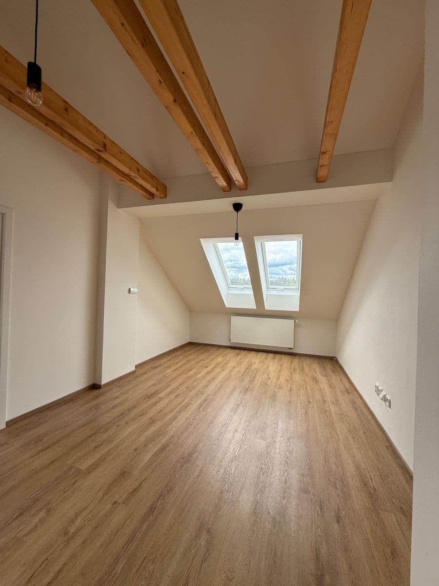 Pronájem bytu 3+kk 64 m², Bohutín, Středočeský kraj Pronájem bytu 3+kk 64 m², Bohutín, Středočeský kraj