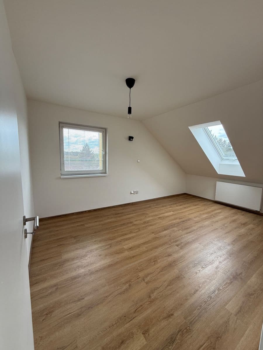Pronájem bytu 3+kk 64 m², Bohutín, Středočeský kraj Pronájem bytu 3+kk 64 m², Bohutín, Středočeský kraj