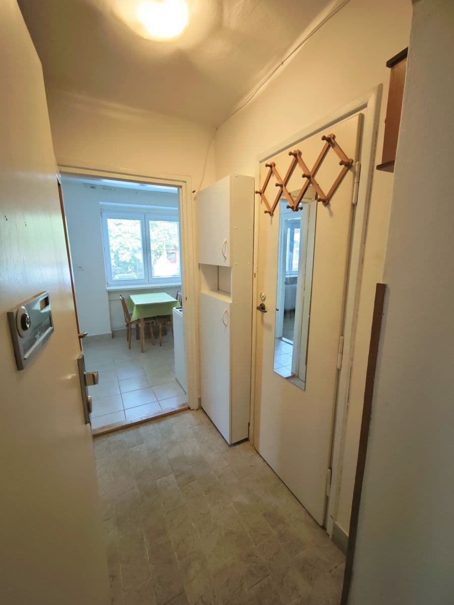 Pronájem bytu 1+1 35 m², Rychtaříkova, Plzeň, Plzeňský kraj Pronájem bytu 1+1 35 m², Rychtaříkova, Plzeň, Plzeňský kraj