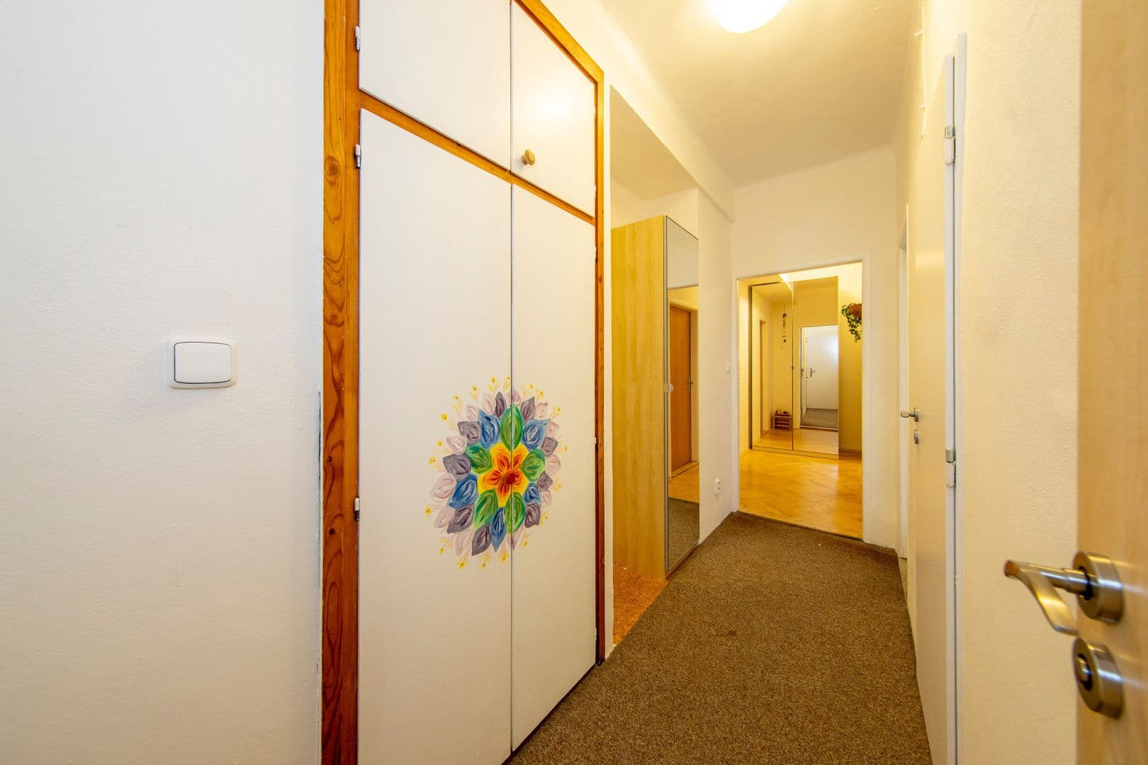 Pronájem bytu 2+1 53 m², Pod Lipami, Praha, Praha Pronájem bytu 2+1 53 m², Pod Lipami, Praha, Praha