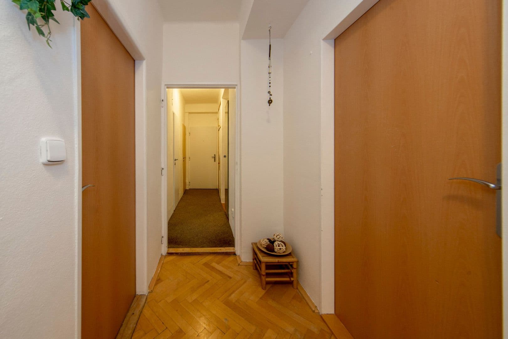 Pronájem bytu 2+1 53 m², Pod Lipami, Praha, Praha Pronájem bytu 2+1 53 m², Pod Lipami, Praha, Praha
