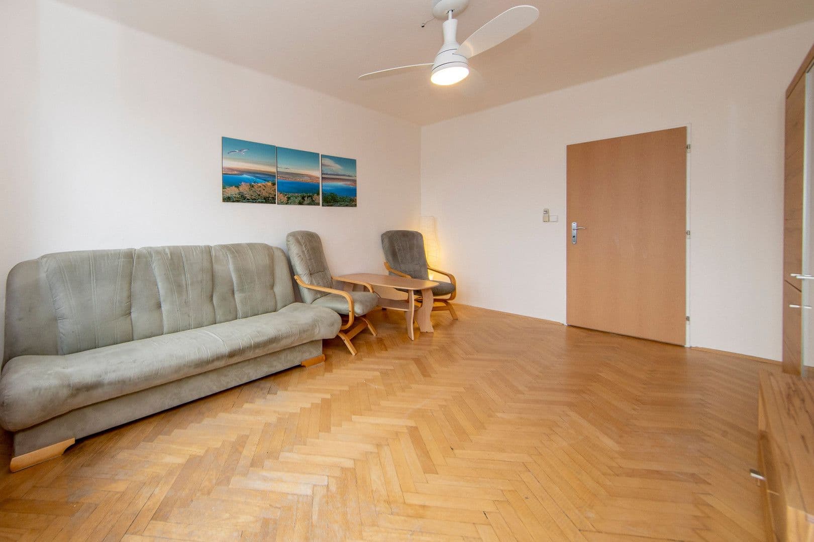 Pronájem bytu 2+1 53 m², Pod Lipami, Praha, Praha Pronájem bytu 2+1 53 m², Pod Lipami, Praha, Praha