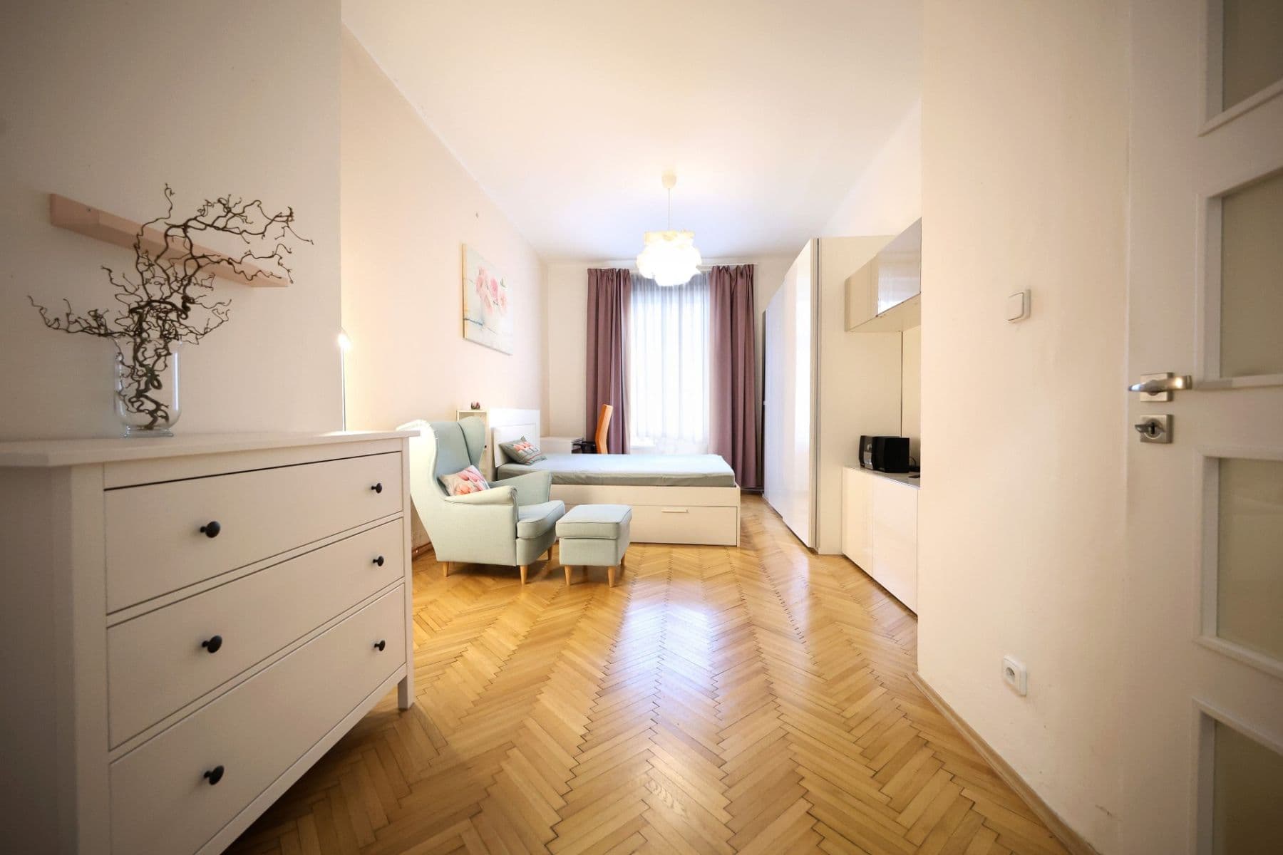 Prodej bytu 3+1 112 m², Přemyslovská, Praha, Praha Prodej bytu 3+1 112 m², Přemyslovská, Praha, Praha