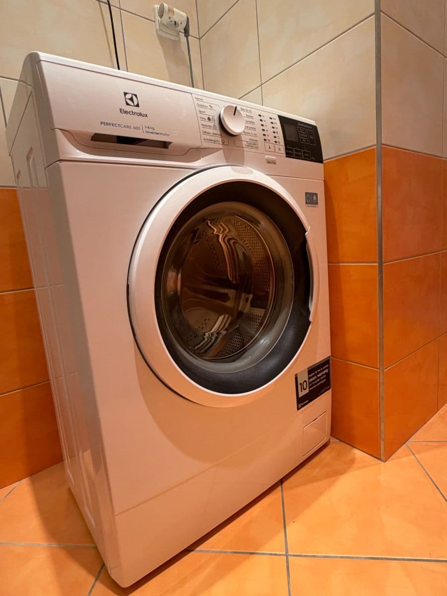 Pronájem bytu 2+kk 44 m², Košická, Praha, Praha Pronájem bytu 2+kk 44 m², Košická, Praha, Praha