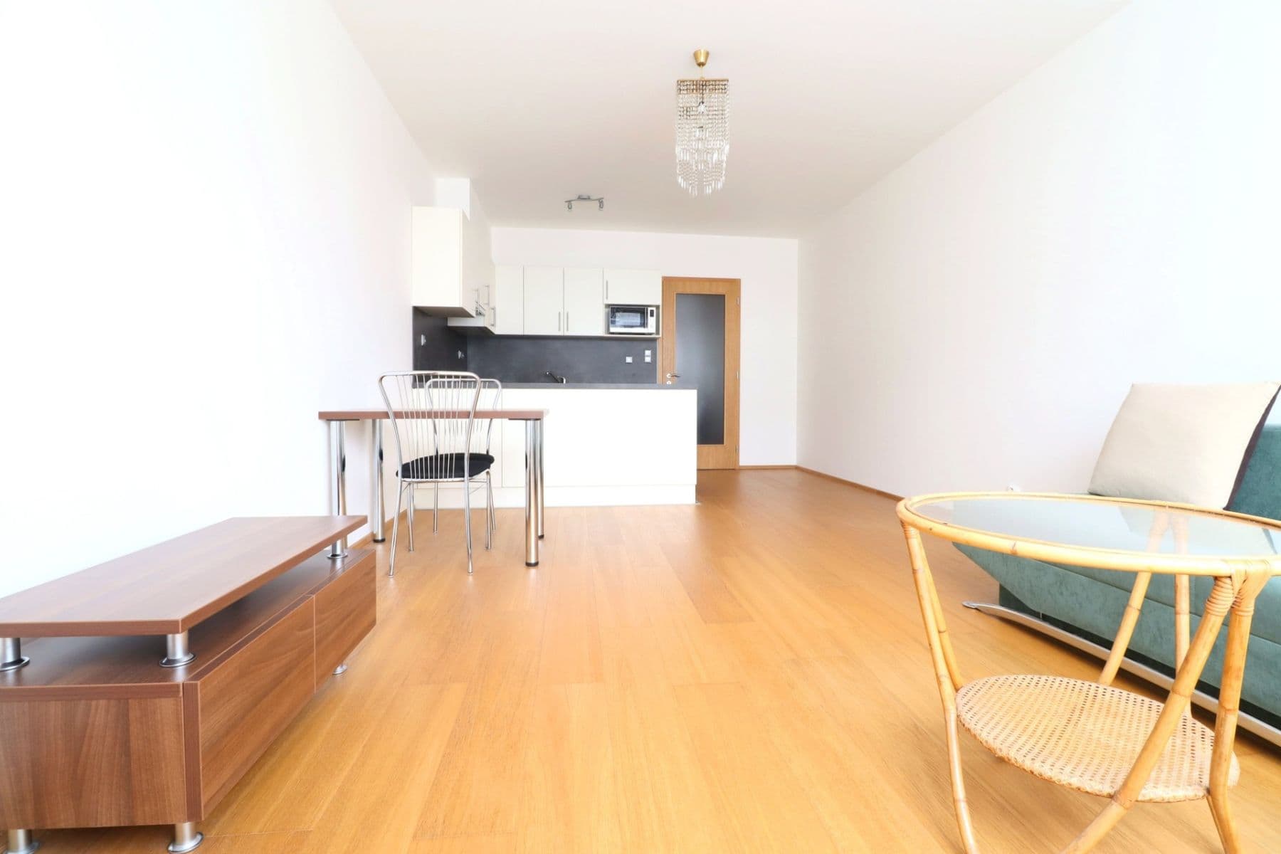 Pronájem bytu 1+kk 37 m², K Beranovu, Praha, Praha Pronájem bytu 1+kk 37 m², K Beranovu, Praha, Praha