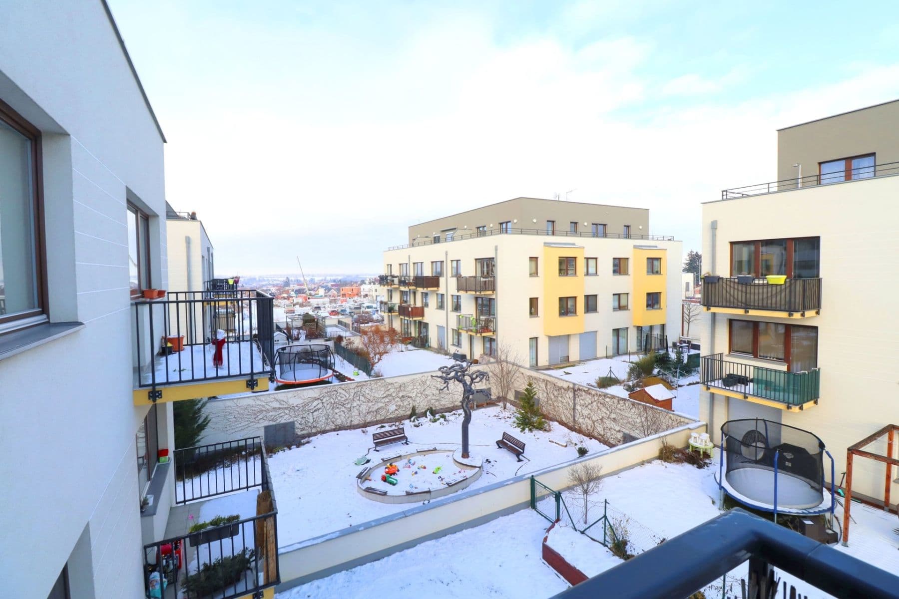 Pronájem bytu 1+kk 37 m², K Beranovu, Praha, Praha Pronájem bytu 1+kk 37 m², K Beranovu, Praha, Praha