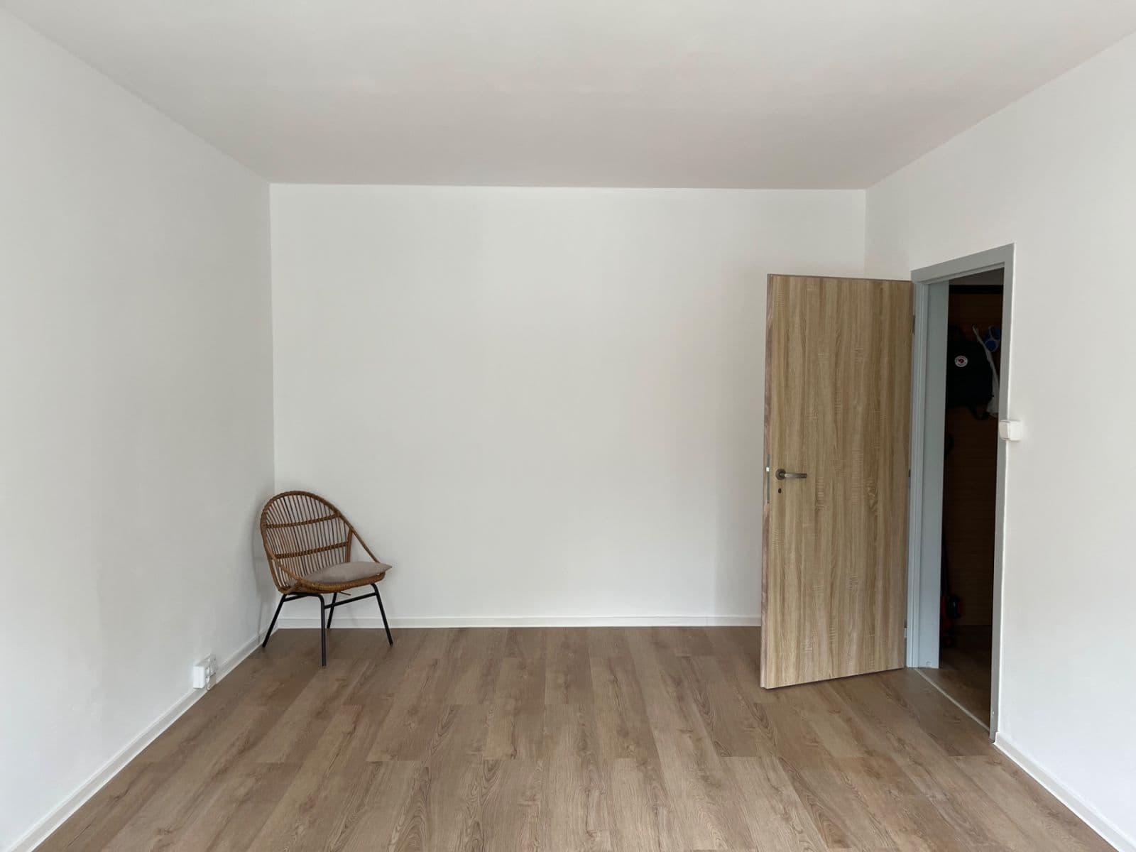 Pronájem bytu 1+kk 29 m², Tesaříkova, Praha, Praha Pronájem bytu 1+kk 29 m², Tesaříkova, Praha, Praha