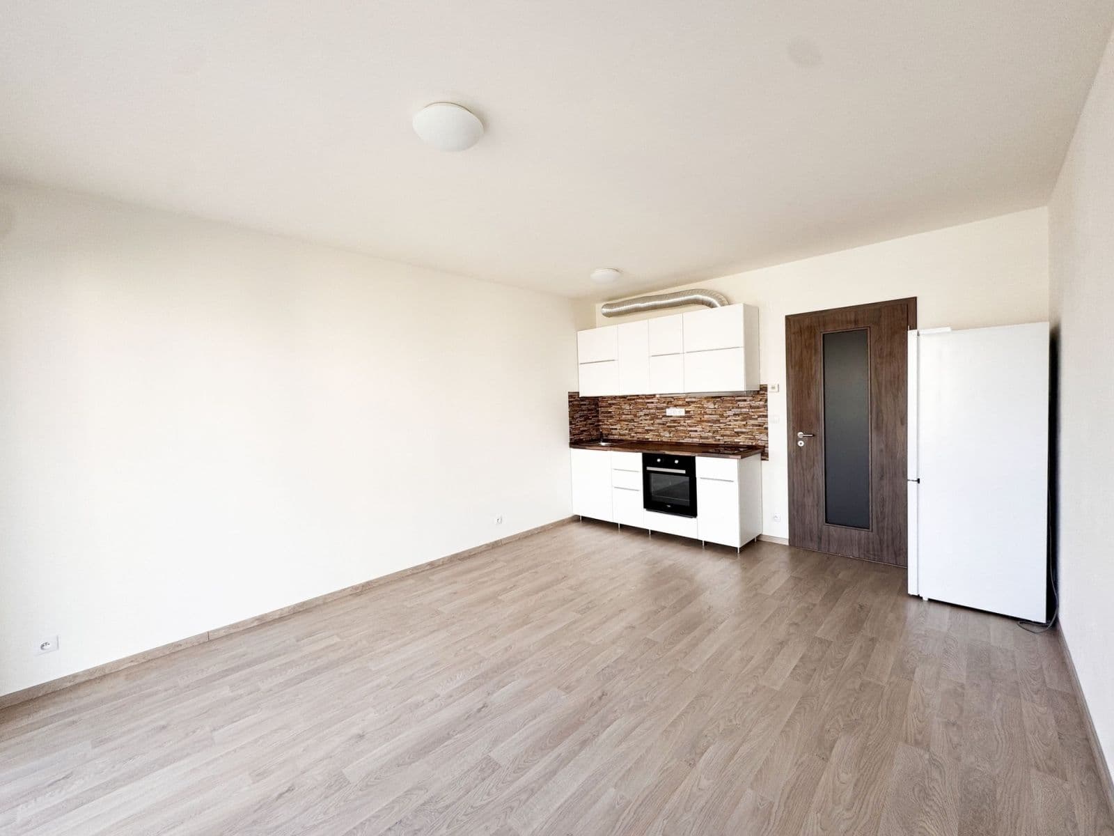 Pronájem bytu 1+kk 31 m², Mantovská, Praha, Praha Pronájem bytu 1+kk 31 m², Mantovská, Praha, Praha