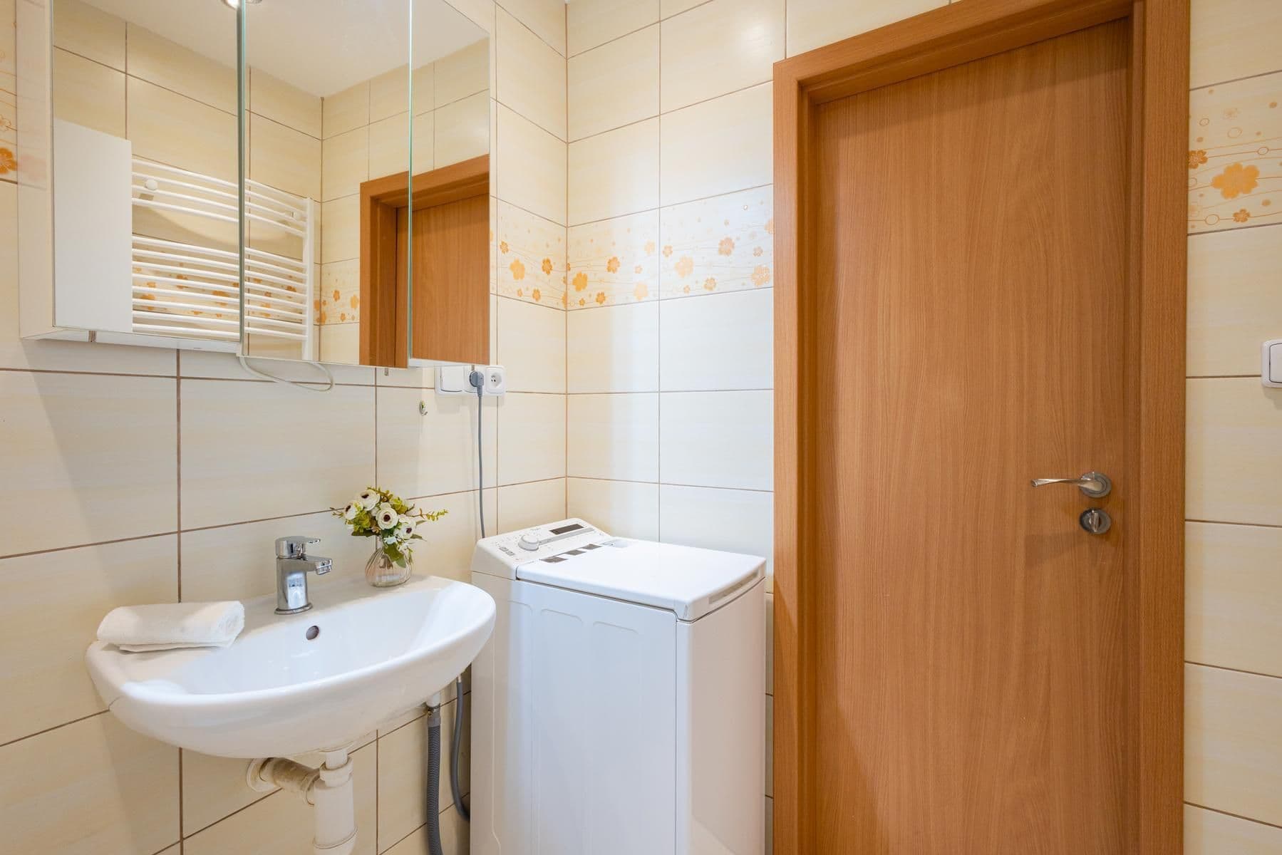 Prodej bytu 3+kk 65 m², Jeřábová, Dobříš, Středočeský kraj Prodej bytu 3+kk 65 m², Jeřábová, Dobříš, Středočeský kraj