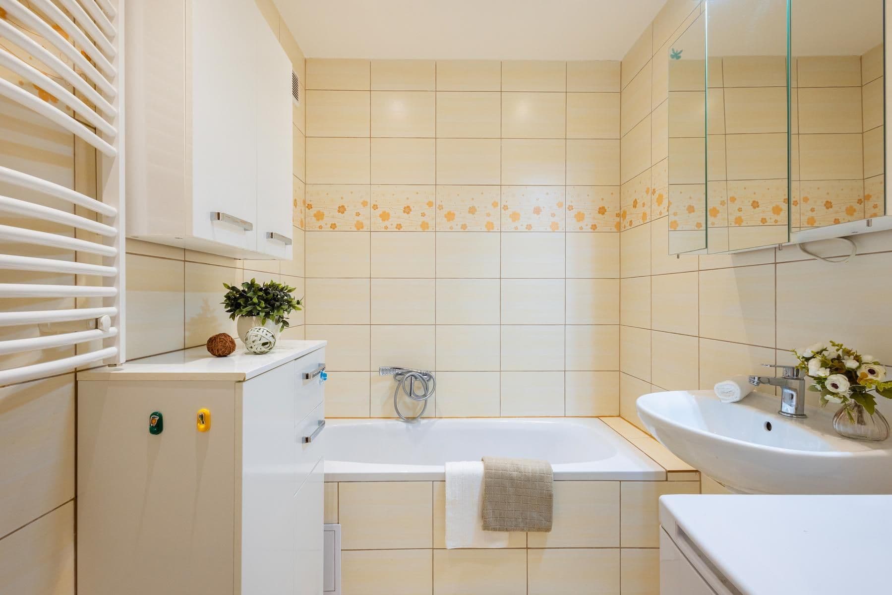 Prodej bytu 3+kk 65 m², Jeřábová, Dobříš, Středočeský kraj Prodej bytu 3+kk 65 m², Jeřábová, Dobříš, Středočeský kraj