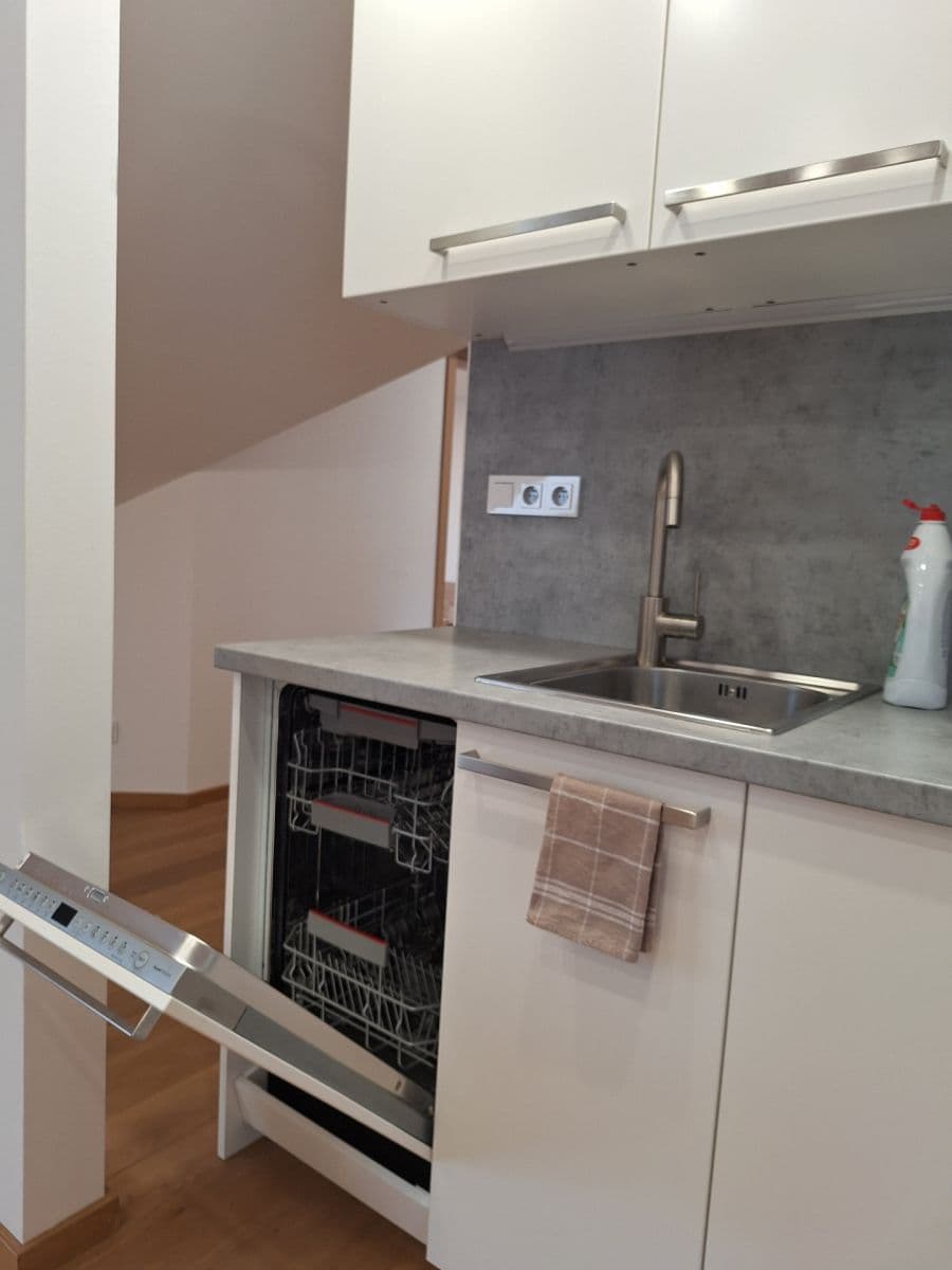 Pronájem bytu 2+kk 72 m², Rektorská, Praha, Praha Pronájem bytu 2+kk 72 m², Rektorská, Praha, Praha