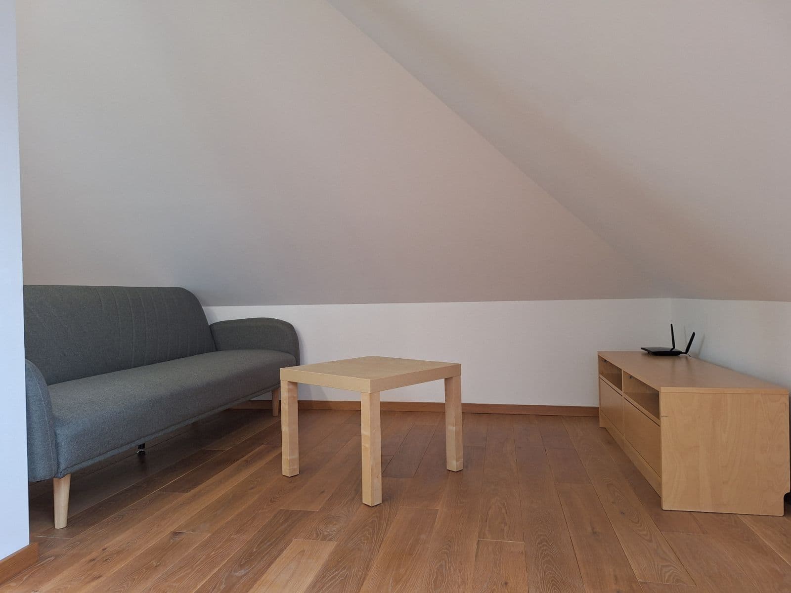 Pronájem bytu 2+kk 72 m², Rektorská, Praha, Praha Pronájem bytu 2+kk 72 m², Rektorská, Praha, Praha