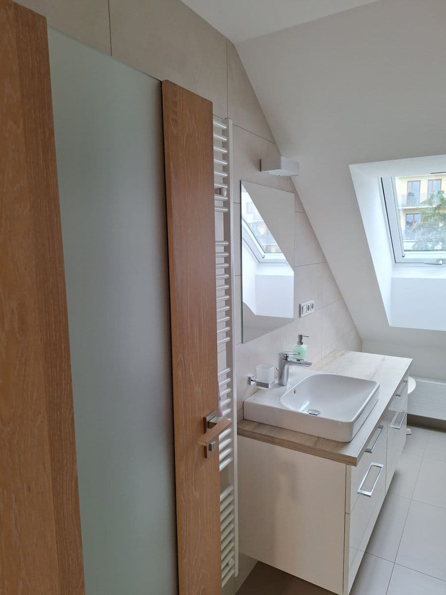 Pronájem bytu 2+kk 72 m², Rektorská, Praha, Praha Pronájem bytu 2+kk 72 m², Rektorská, Praha, Praha