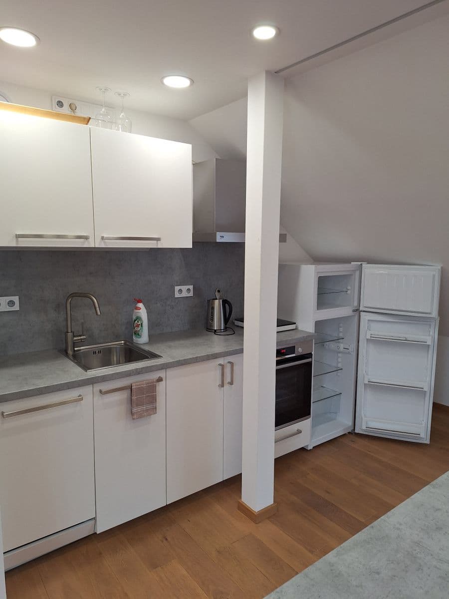 Pronájem bytu 2+kk 72 m², Rektorská, Praha, Praha Pronájem bytu 2+kk 72 m², Rektorská, Praha, Praha