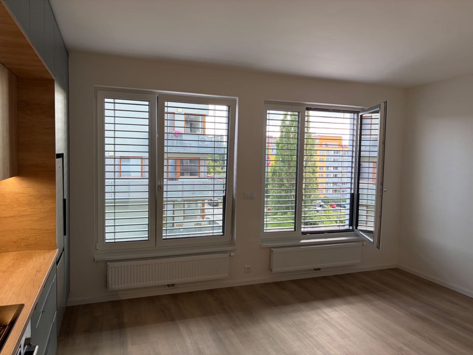 Pronájem bytu 1+kk 38 m², Divíškové, Praha, Praha Pronájem bytu 1+kk 38 m², Divíškové, Praha, Praha