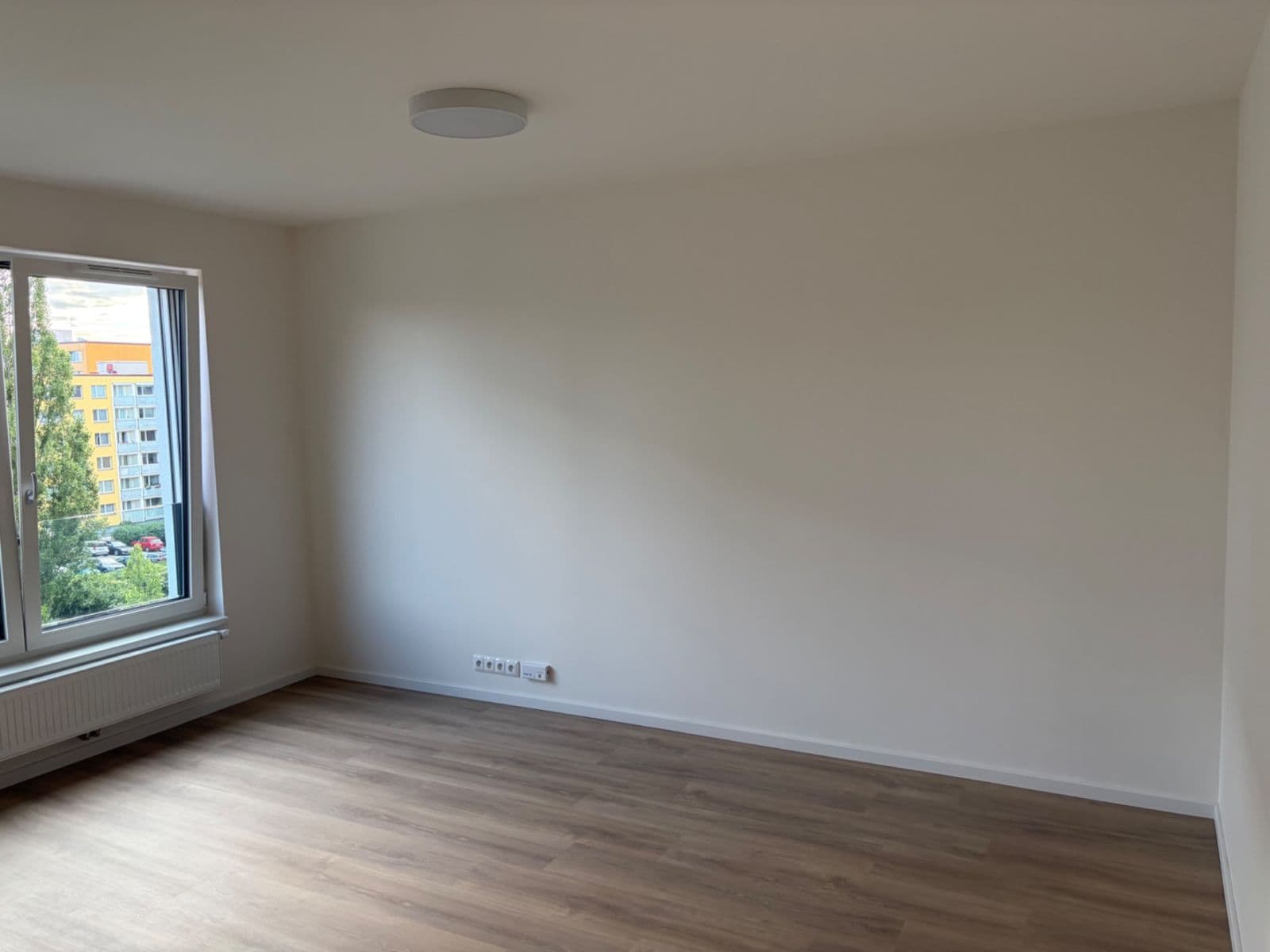 Pronájem bytu 1+kk 38 m², Divíškové, Praha, Praha Pronájem bytu 1+kk 38 m², Divíškové, Praha, Praha