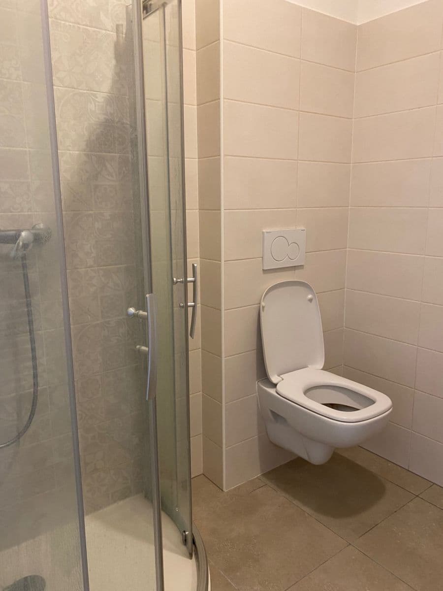 Pronájem bytu 1+1 32 m², Banskobystrická, Brno, Jihomoravský kraj Pronájem bytu 1+1 32 m², Banskobystrická, Brno, Jihomoravský kraj