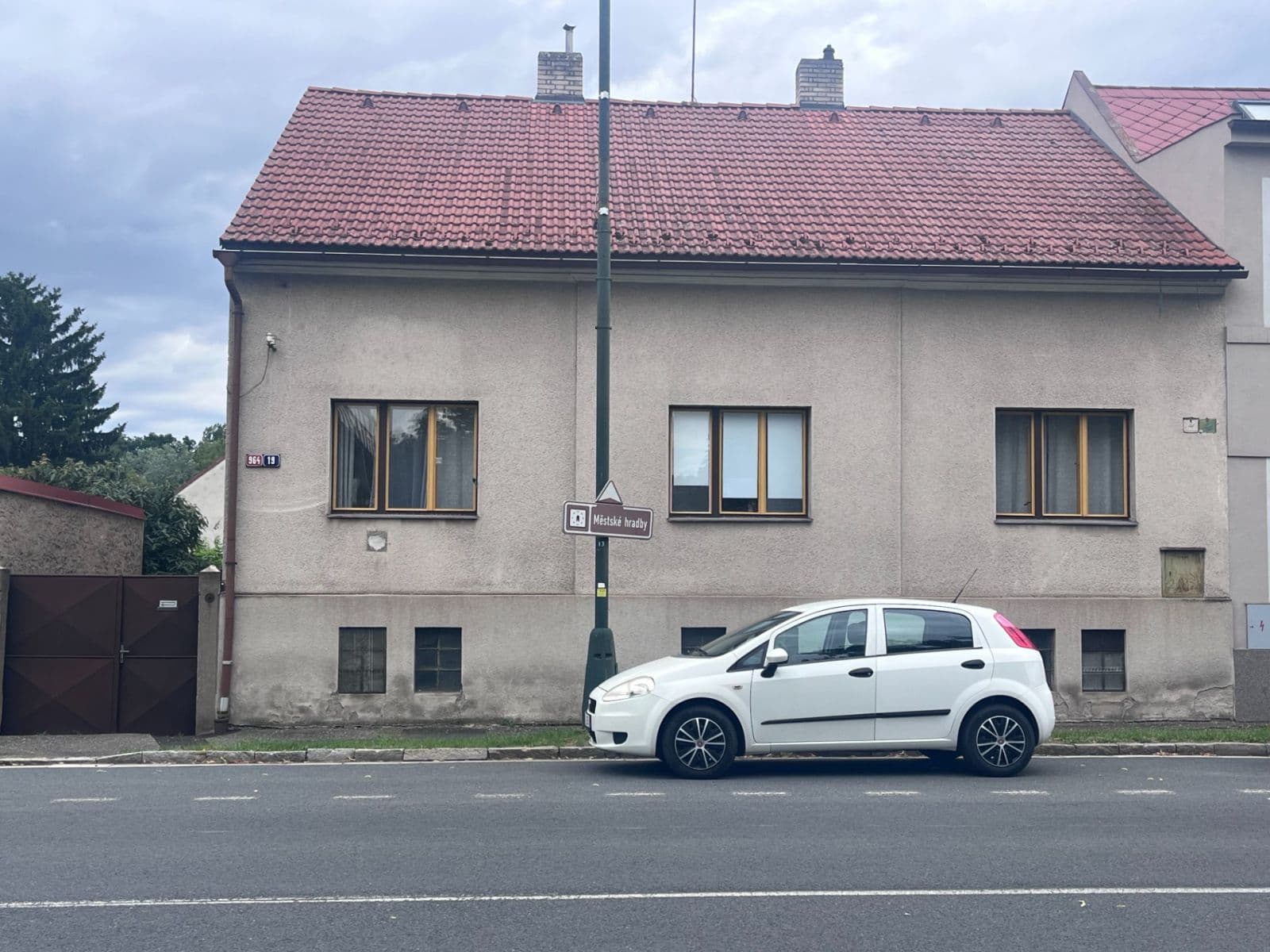 Prodej domu 116 m², pozemek 592 m², Kolínská, Nymburk, Středočeský kraj Prodej domu 116 m², pozemek 592 m², Kolínská, Nymburk, Středočeský kraj