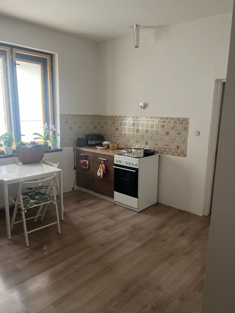 Prodej domu 116 m², pozemek 592 m², Kolínská, Nymburk, Středočeský kraj Prodej domu 116 m², pozemek 592 m², Kolínská, Nymburk, Středočeský kraj