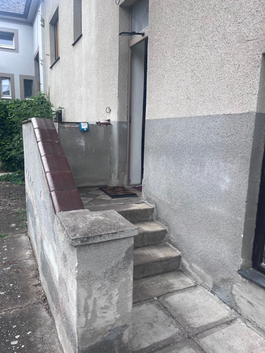 Prodej domu 116 m², pozemek 592 m², Kolínská, Nymburk, Středočeský kraj Prodej domu 116 m², pozemek 592 m², Kolínská, Nymburk, Středočeský kraj