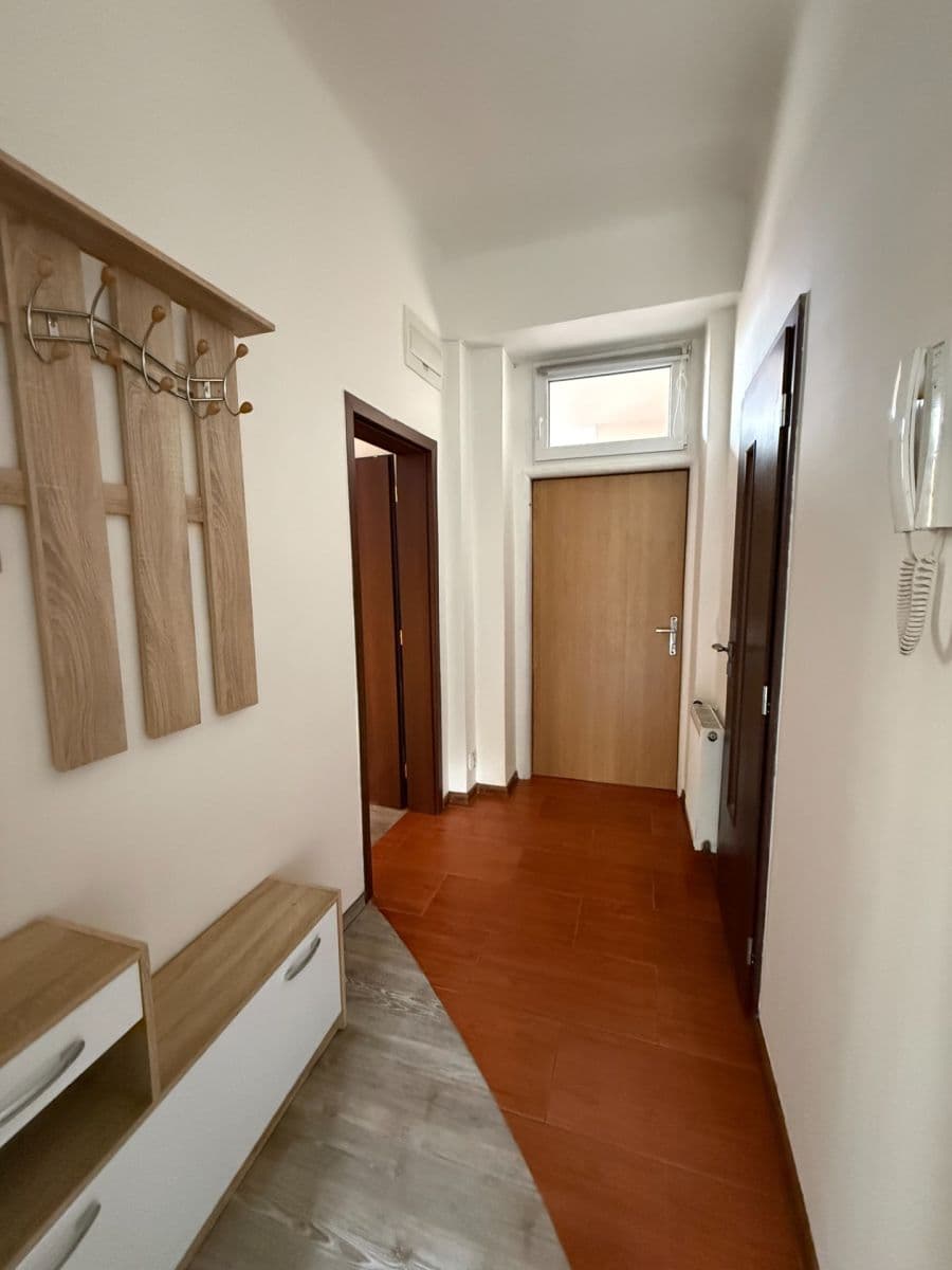 Pronájem bytu 2+kk 40 m², Francouzská, Praha, Praha Pronájem bytu 2+kk 40 m², Francouzská, Praha, Praha