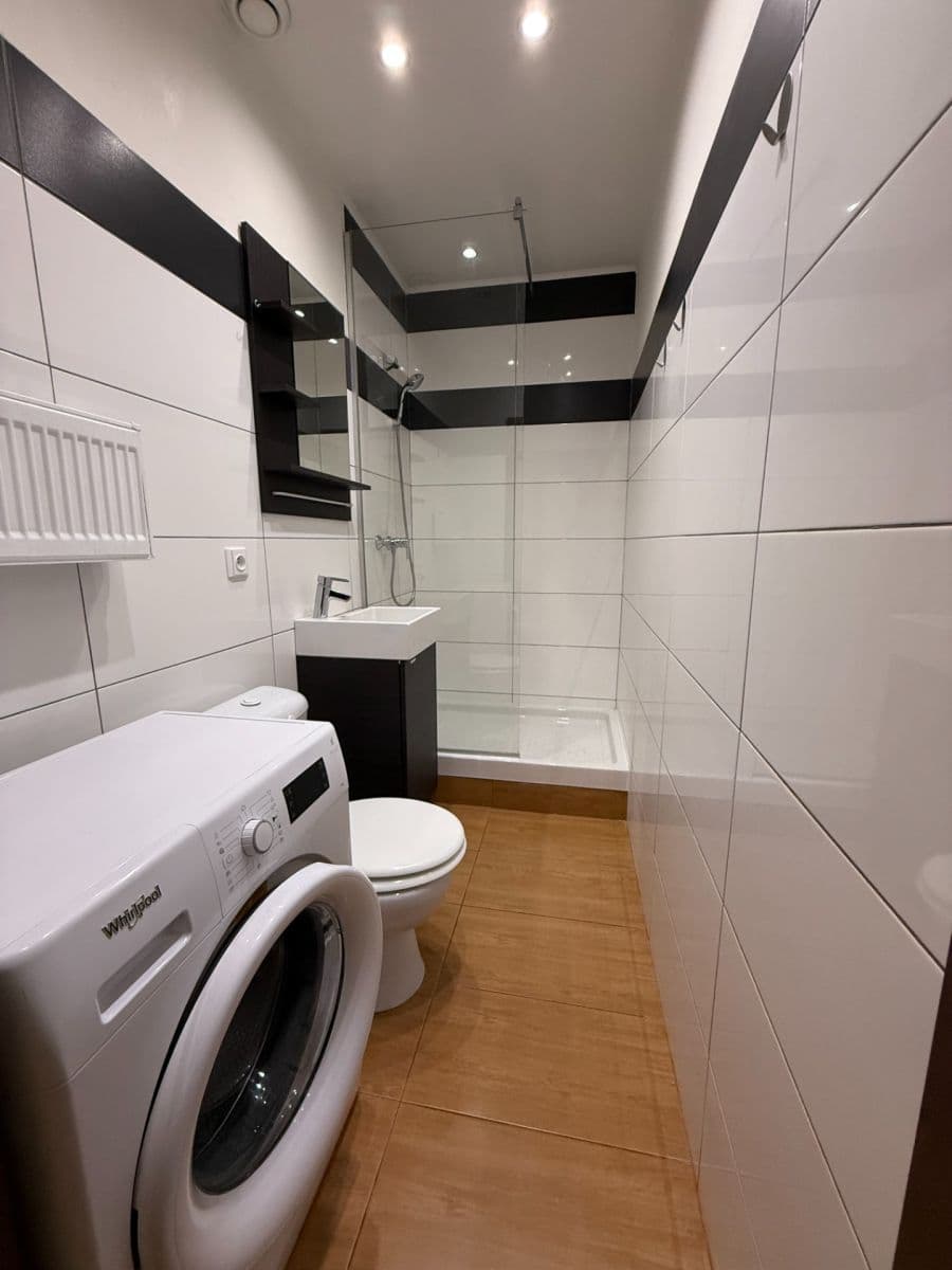 Pronájem bytu 2+kk 40 m², Francouzská, Praha, Praha Pronájem bytu 2+kk 40 m², Francouzská, Praha, Praha