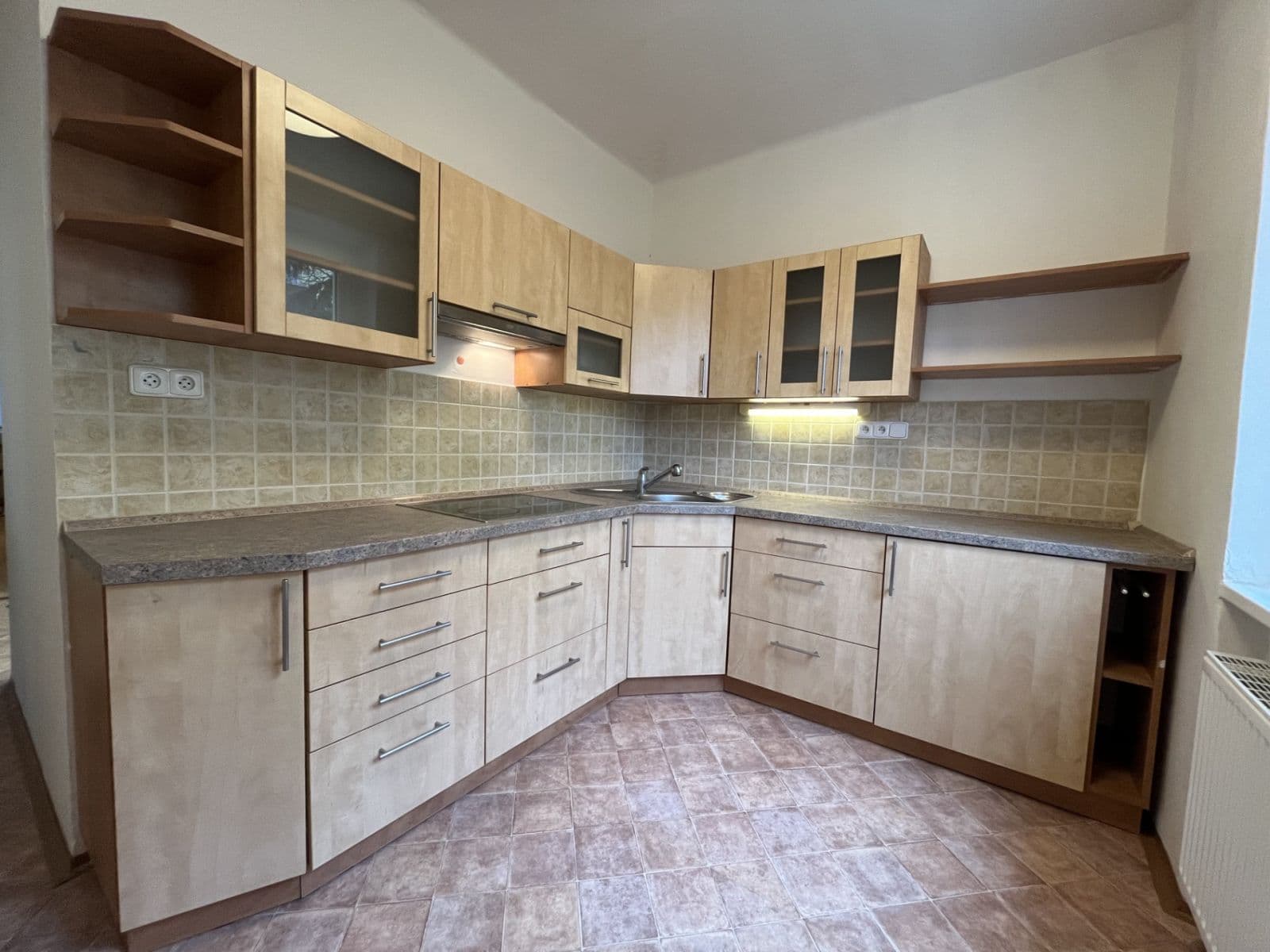 Pronájem bytu 3+1 70 m², Štefánikova, Louny, Ústecký kraj Pronájem bytu 3+1 70 m², Štefánikova, Louny, Ústecký kraj