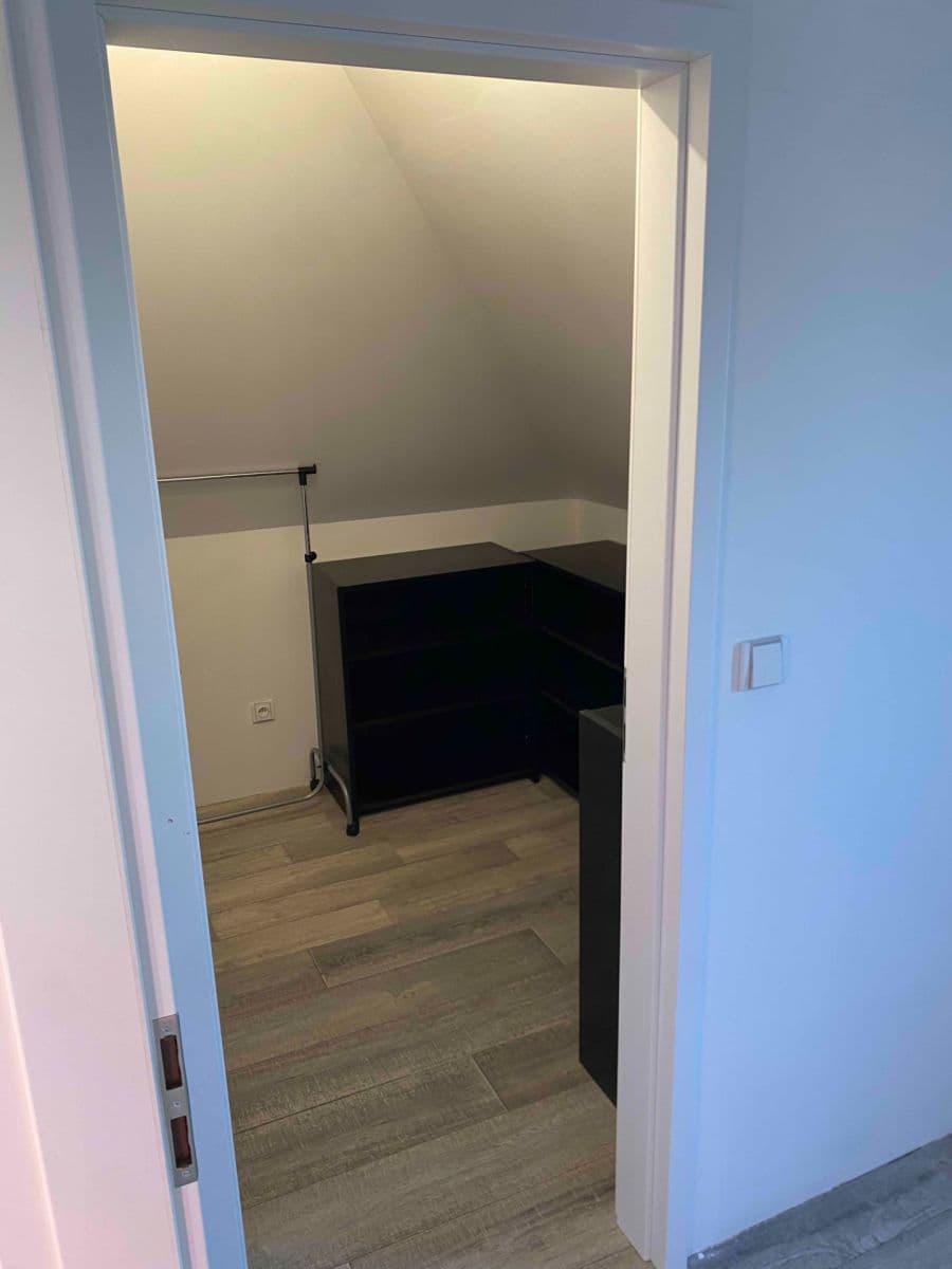 Pronájem bytu 4+kk 108 m², Zvonková, Čakovičky, Středočeský kraj Pronájem bytu 4+kk 108 m², Zvonková, Čakovičky, Středočeský kraj