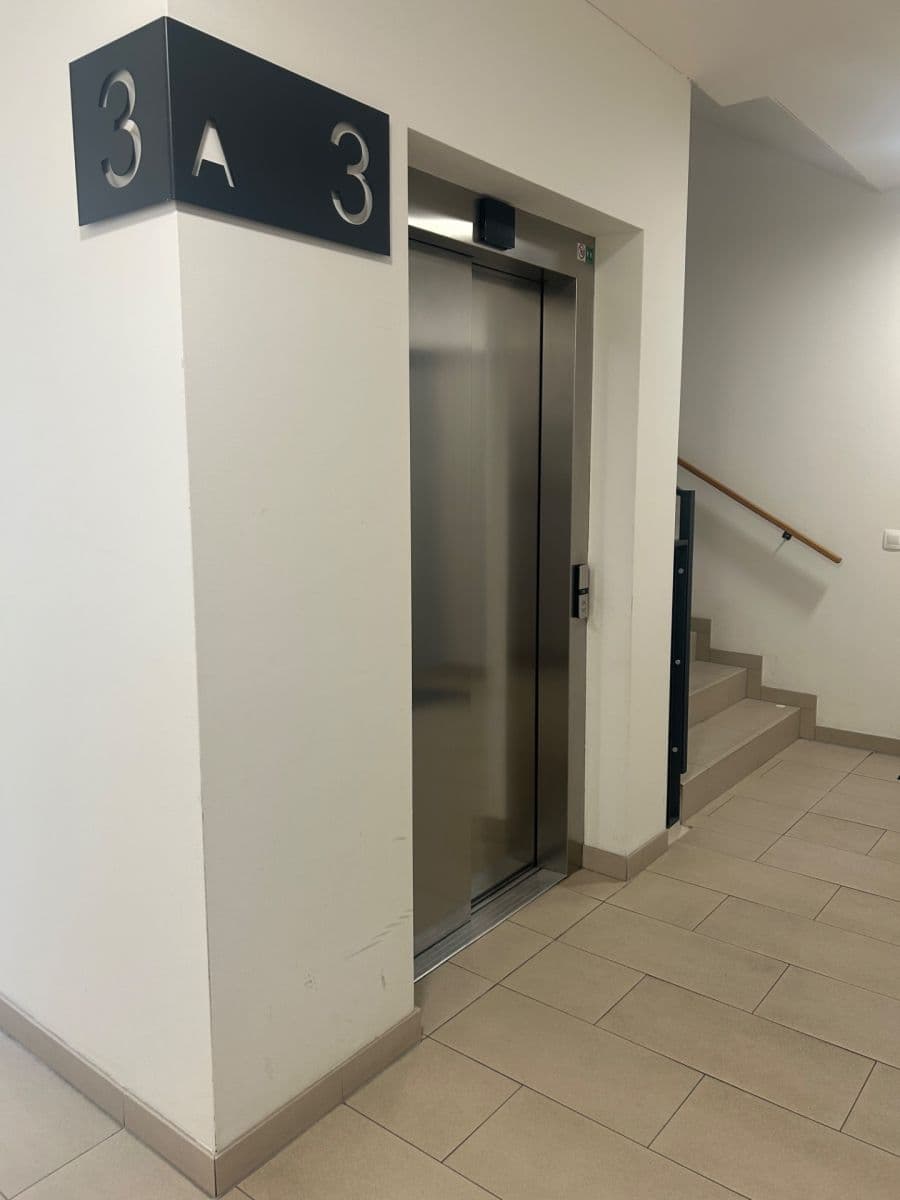 Pronájem bytu 2+kk 54 m², Naskové, Praha, Praha Pronájem bytu 2+kk 54 m², Naskové, Praha, Praha