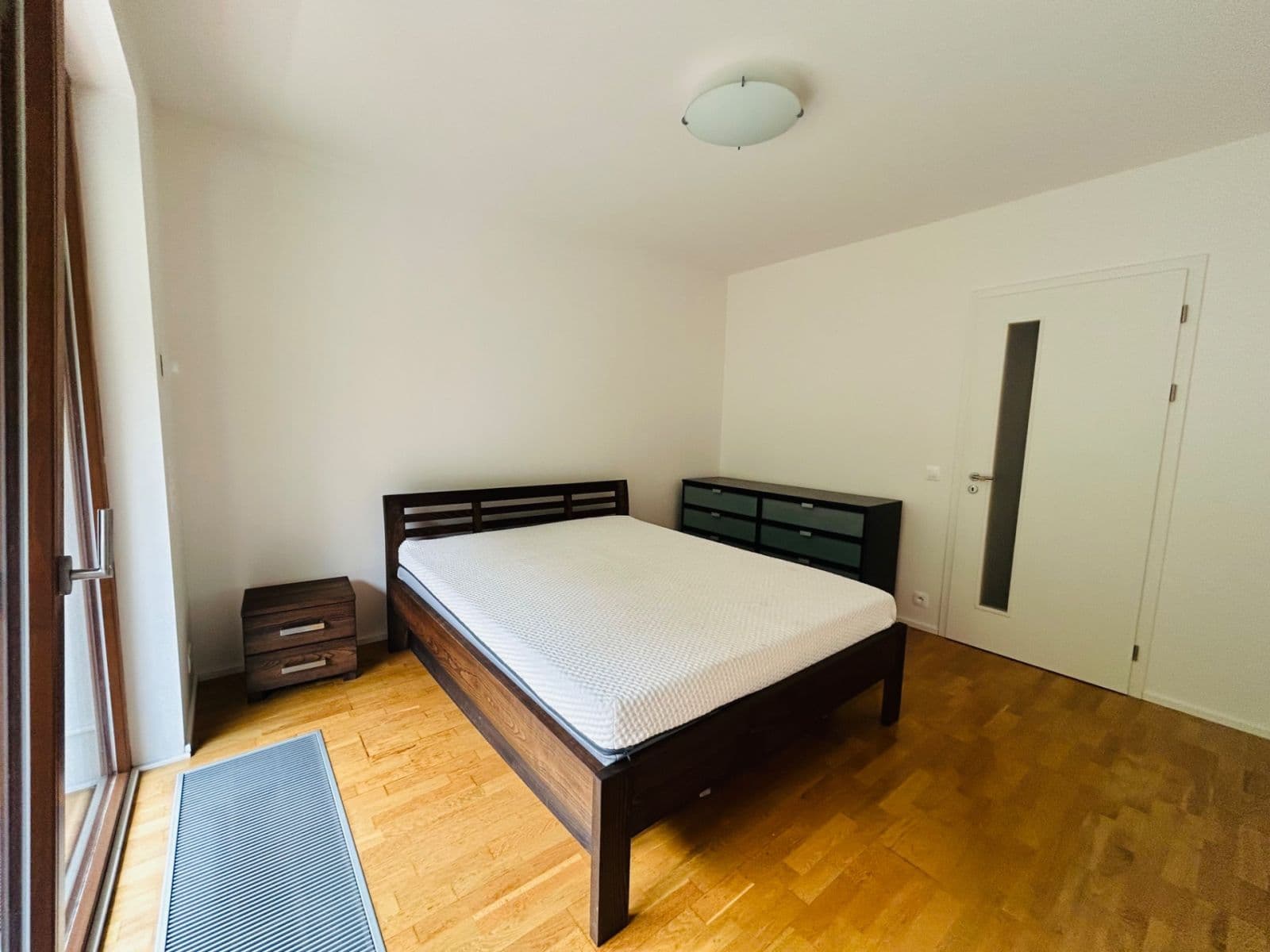 Pronájem bytu 2+kk 54 m², Naskové, Praha, Praha Pronájem bytu 2+kk 54 m², Naskové, Praha, Praha