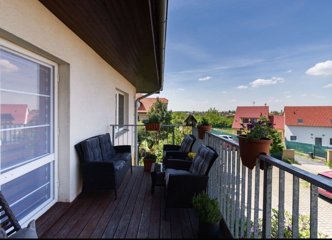 Prodej bytu 3+kk 65 m², Habrová, Holubice, Středočeský kraj Prodej bytu 3+kk 65 m², Habrová, Holubice, Středočeský kraj